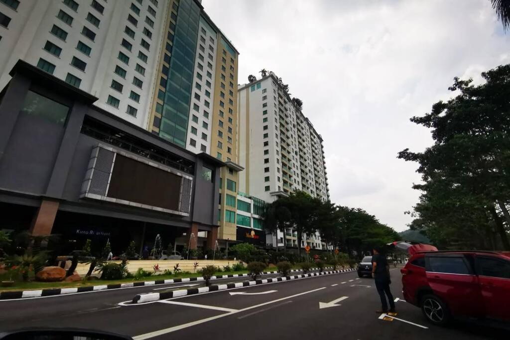 Ipoh Town Apartment 8pax by Cozy