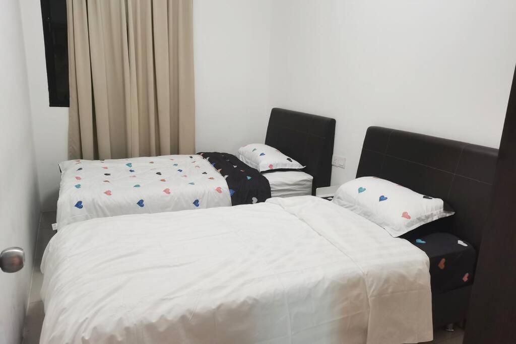 Ipoh Town Apartment 8pax by Cozy