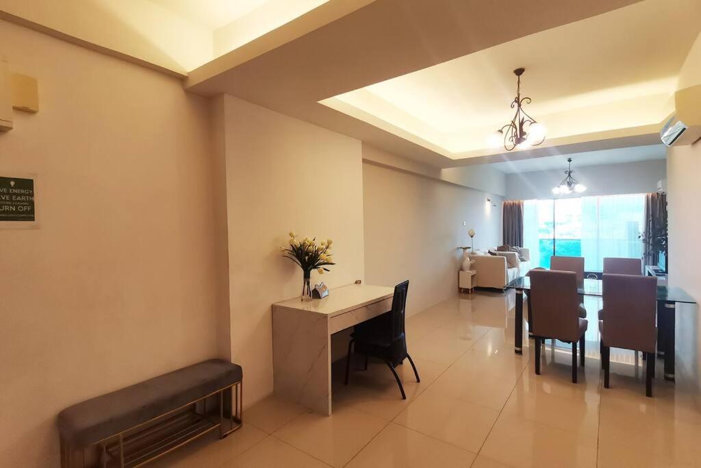 Ipoh Town Apartment 8pax by Cozy