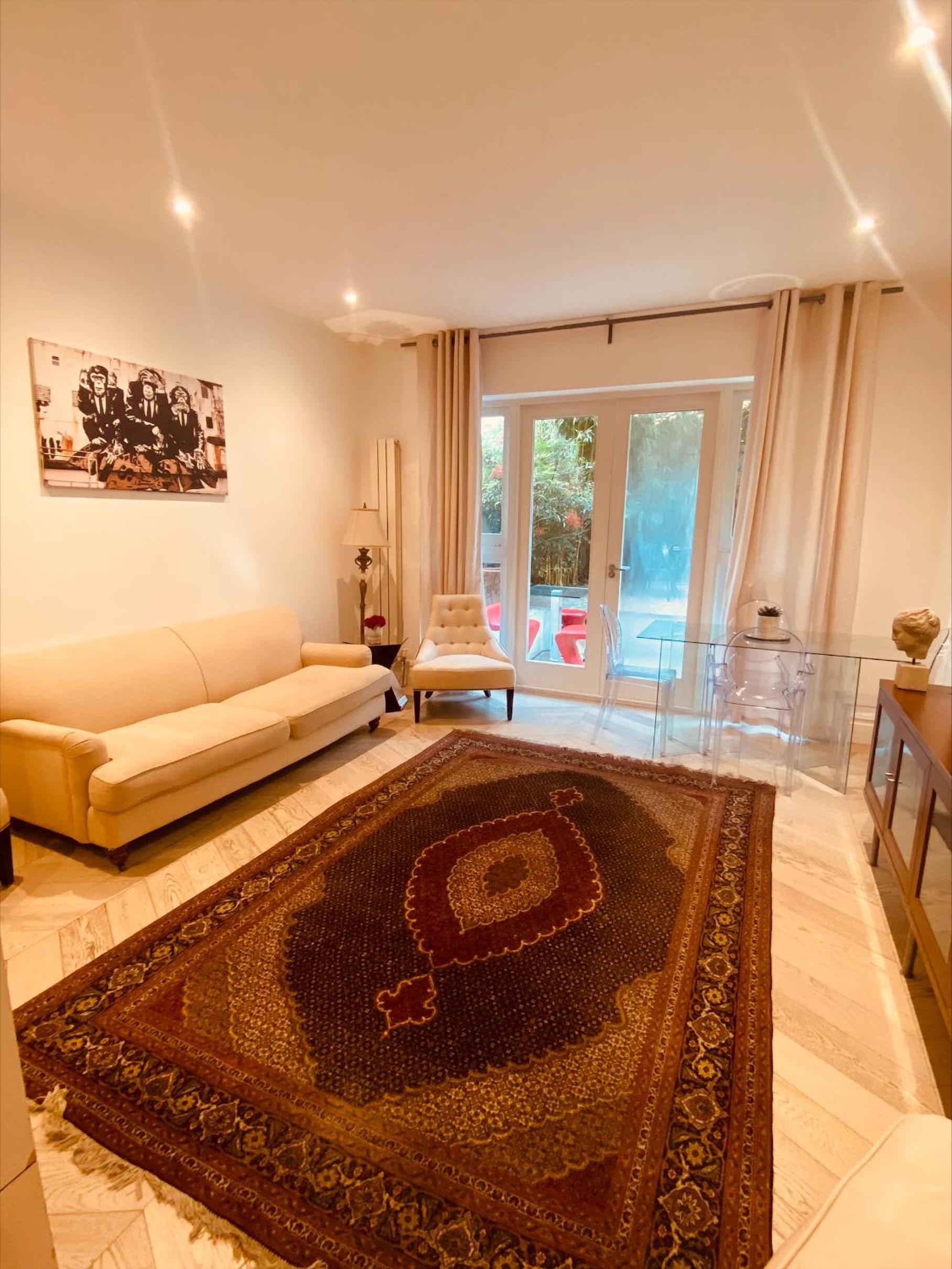 Luxury 2 Double Bedroom Flat - Kensington London