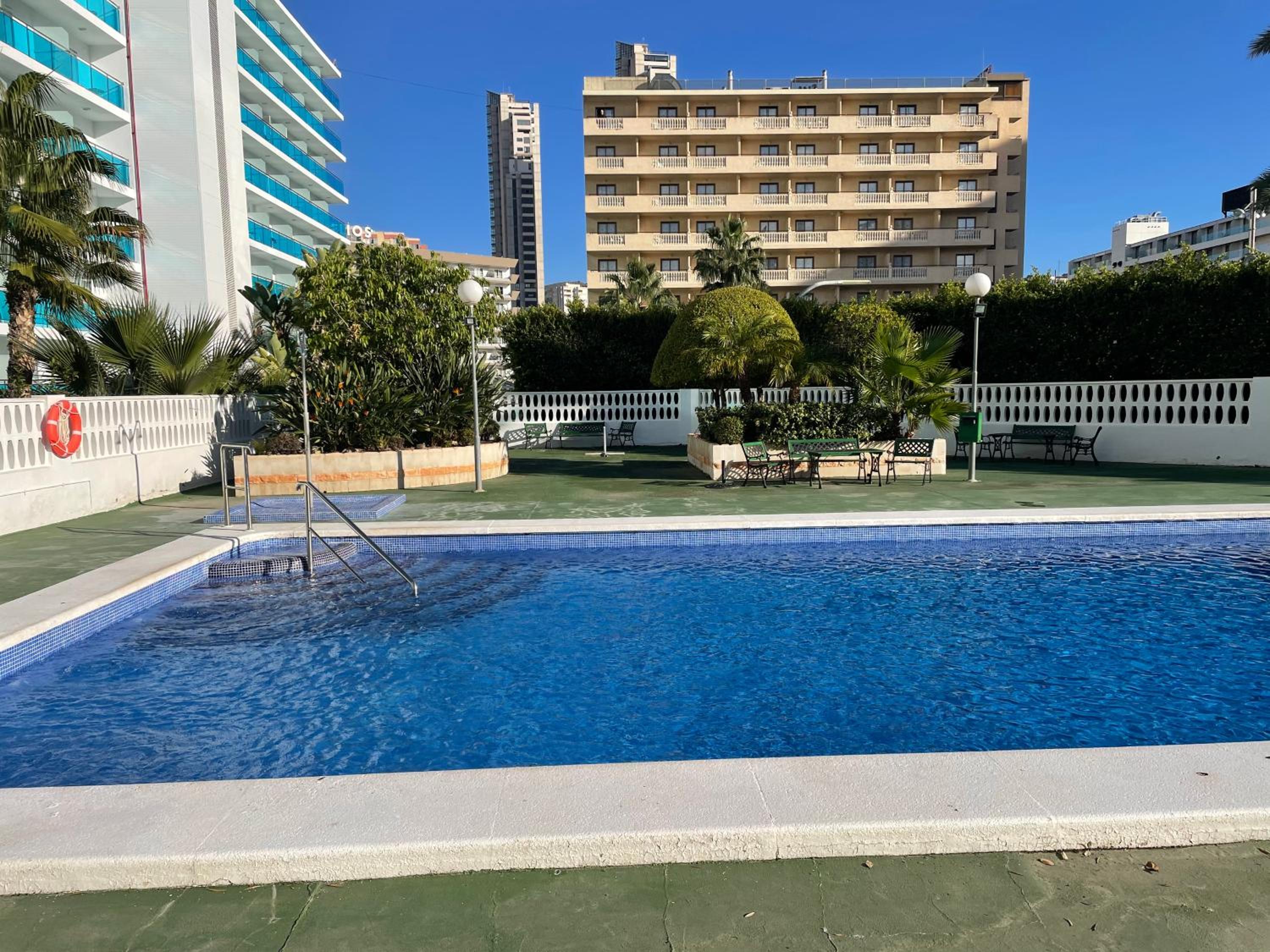 Domo 5E Holiday apt with pool view 4