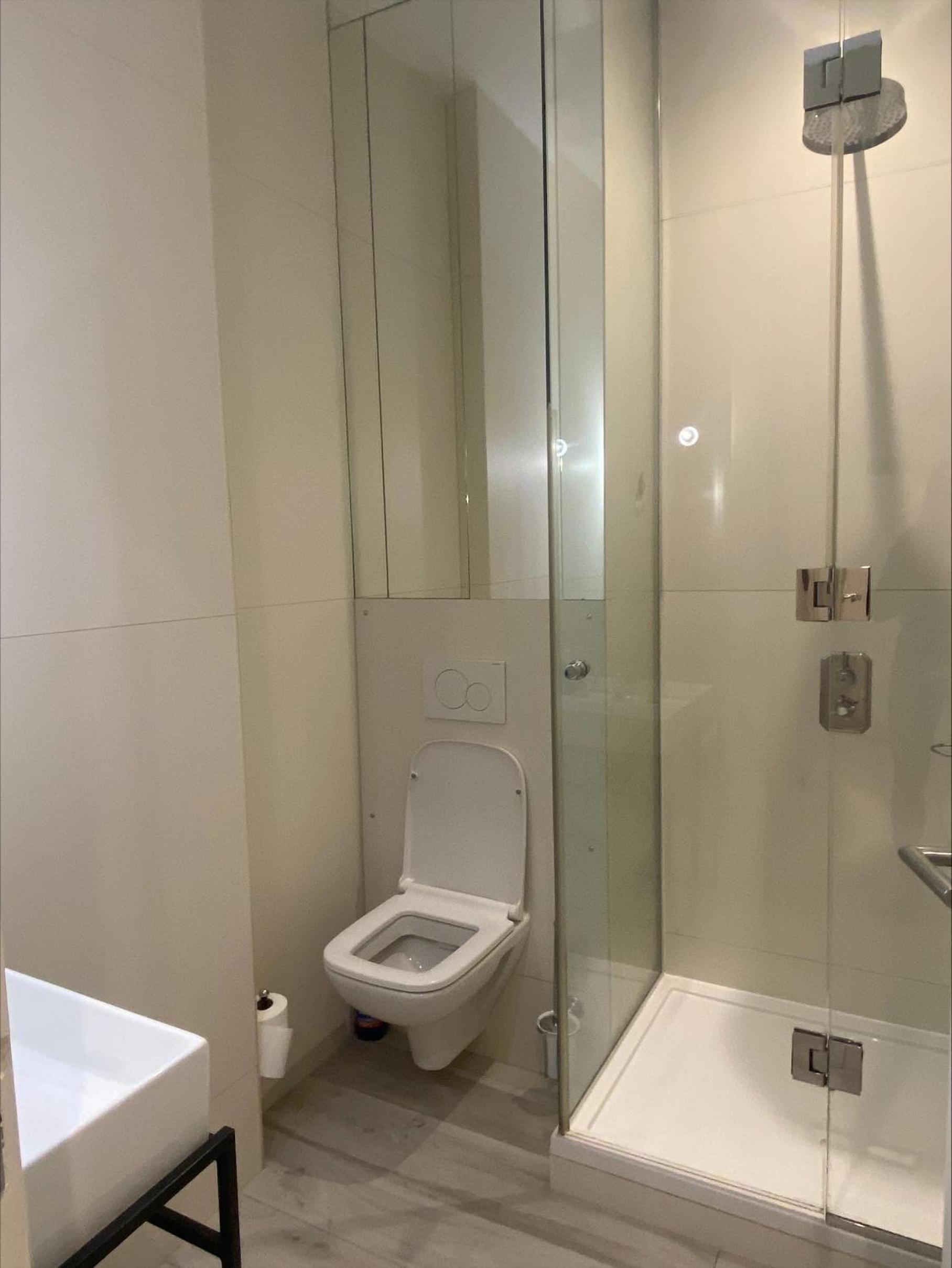 Luxury 2 Double Bedroom Flat - Kensington London