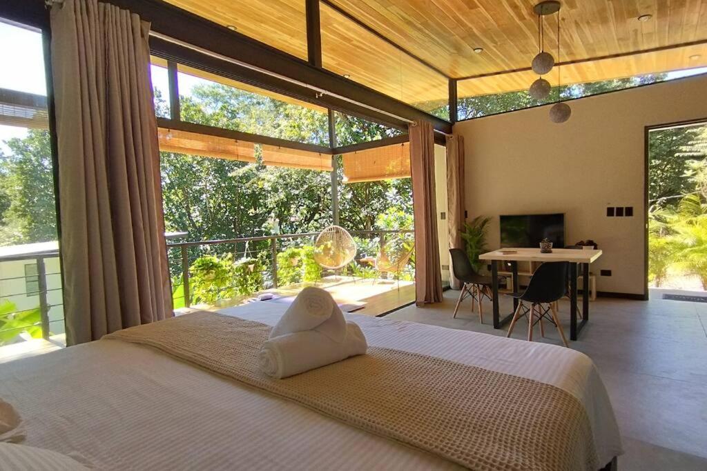 Casa Sol y Luna, Santa Teresa