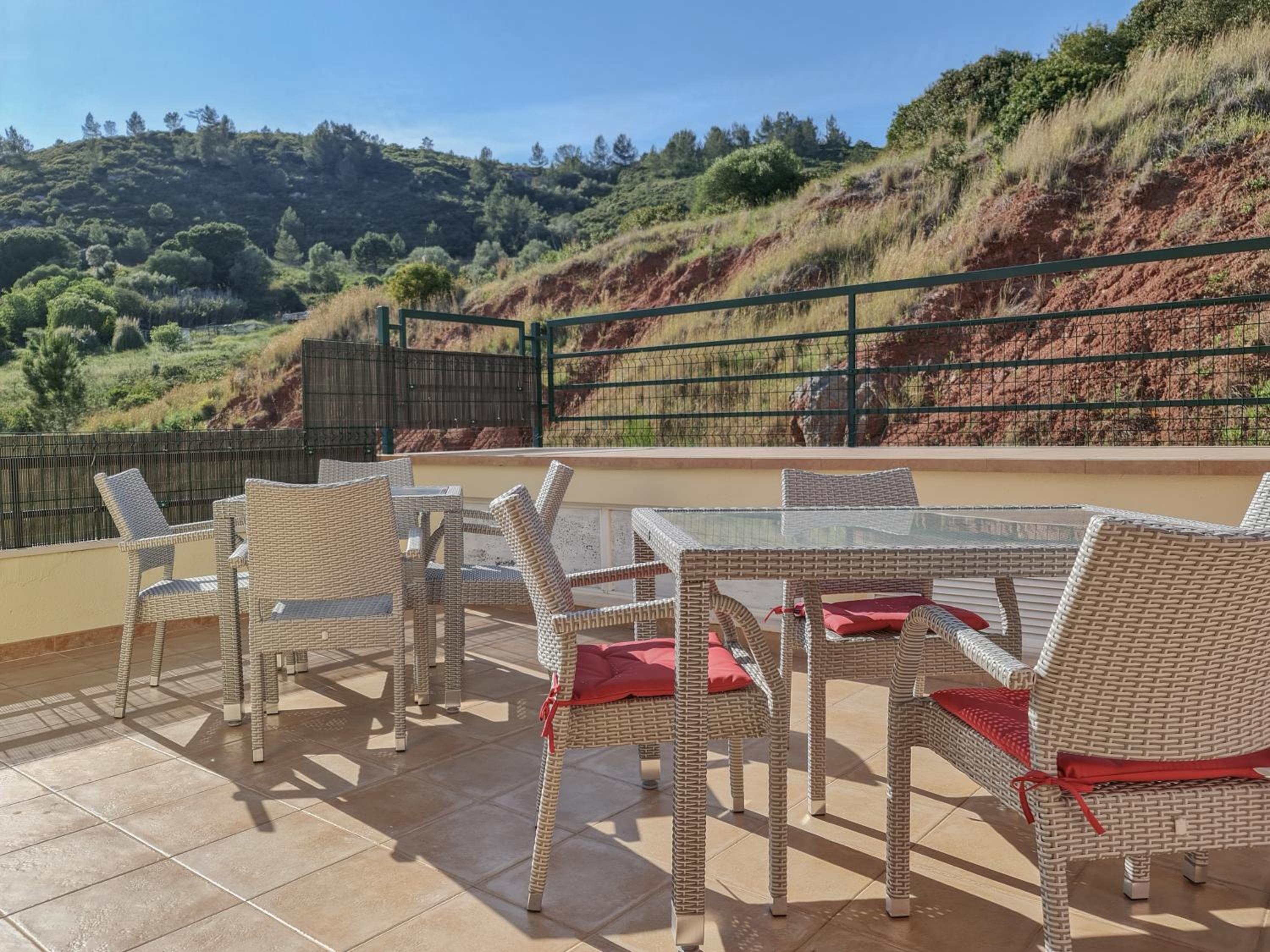 Luxe villa Sesimbra secret corner 2 view 2