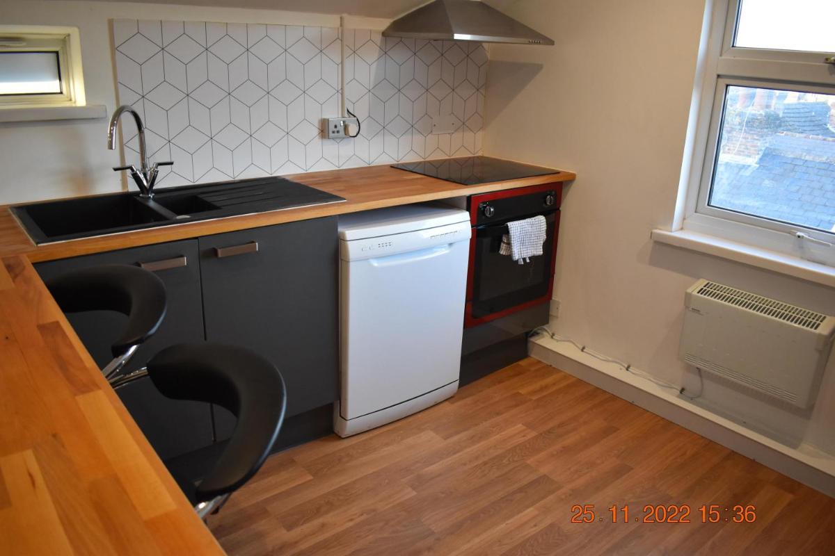 Royal Tunbridge Wells Vacations - Remarkable 1-Bed Apartment in Tunbridge Wells - Property Image 4