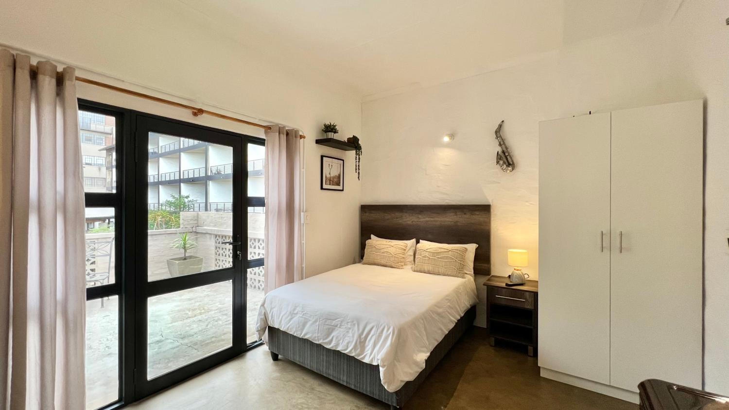 City Living Apartment 119 - Private Balcony, Washing Machine & Fast WiFi