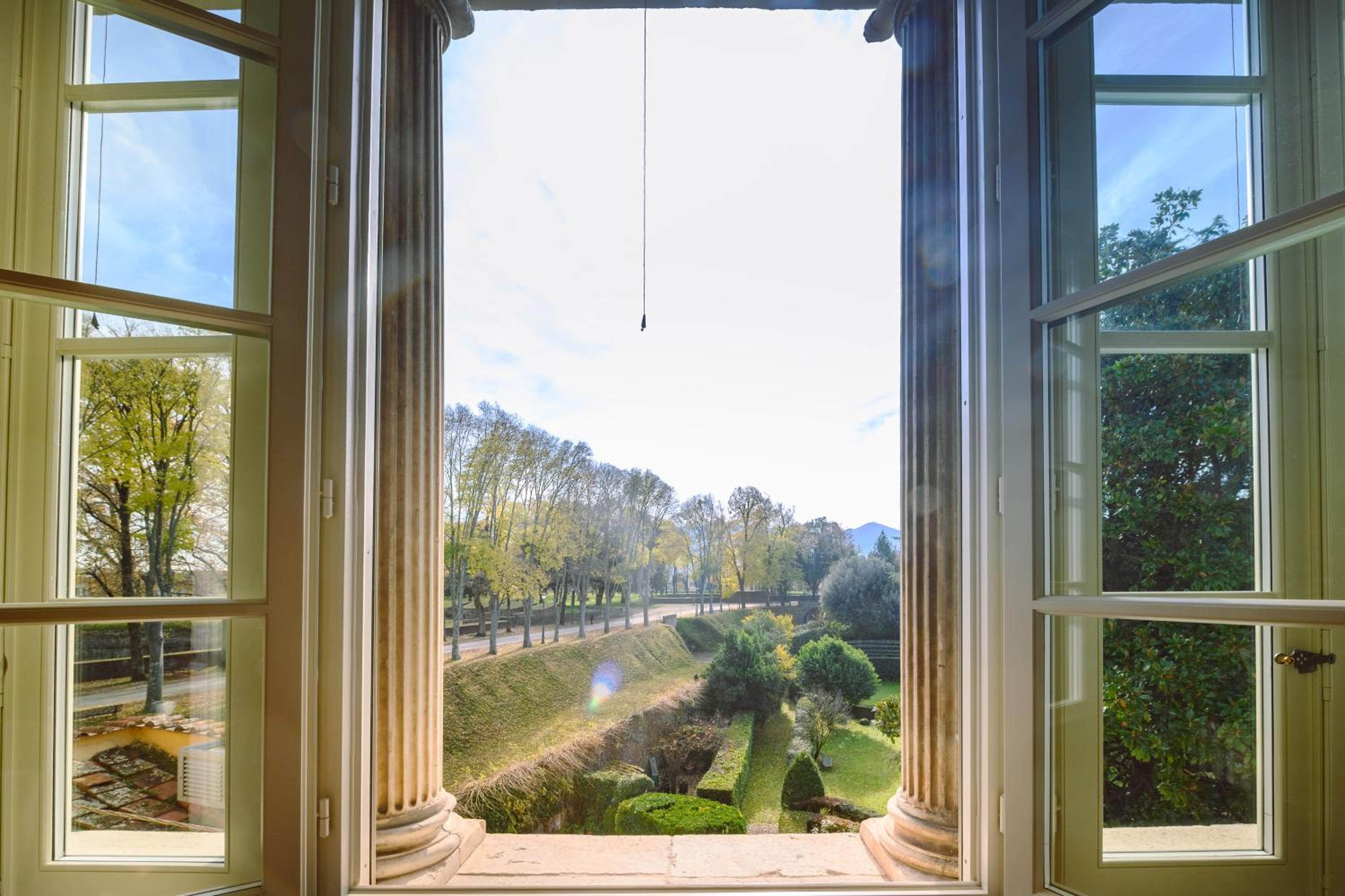 Palazzo Froussard B&B and Living