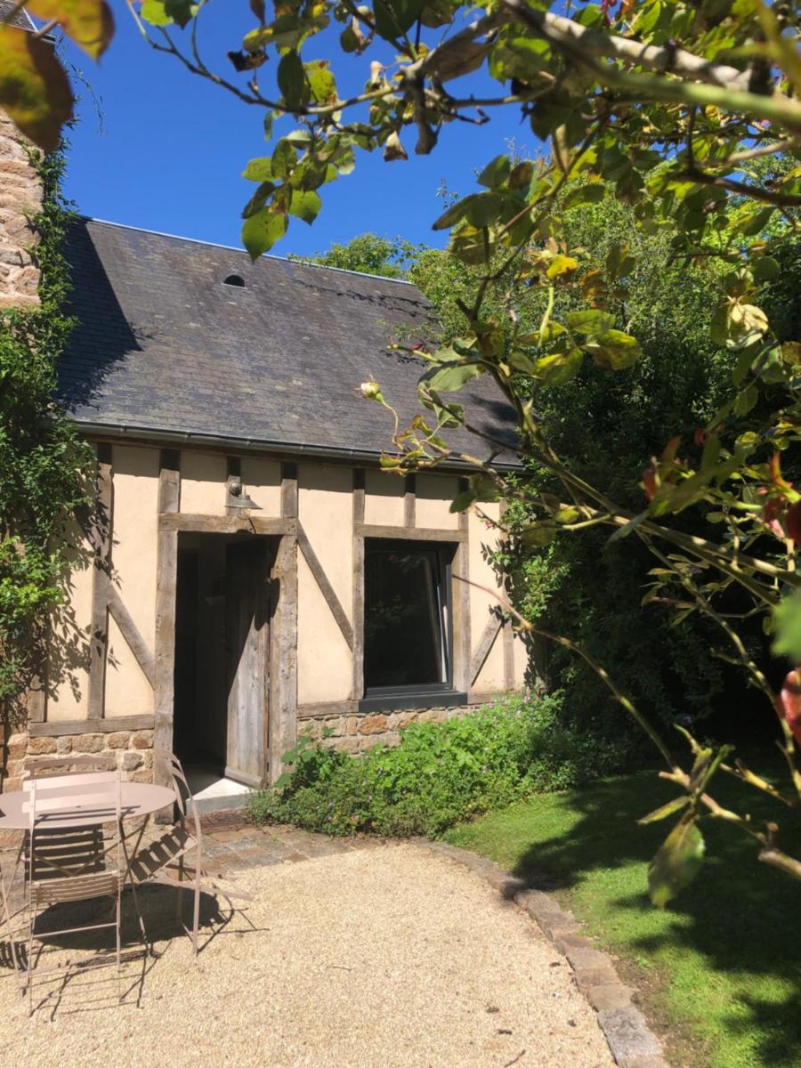 Hotel Le Clos du Mont Jarry - Image 1