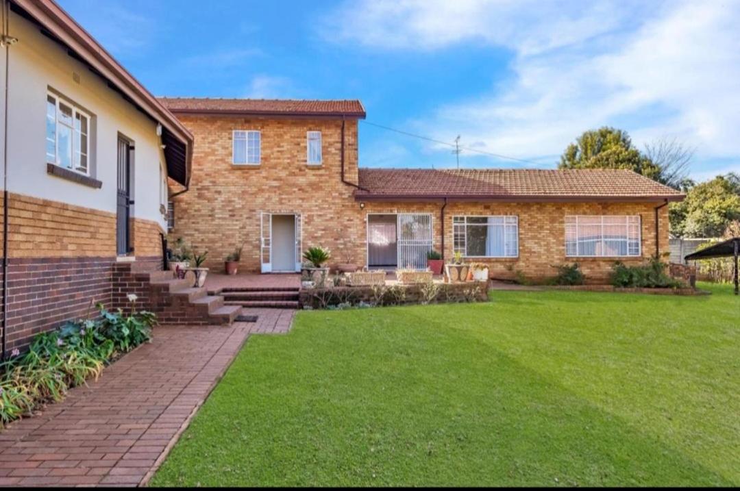 Hotel Revive Haven Guesthouse - Image 1