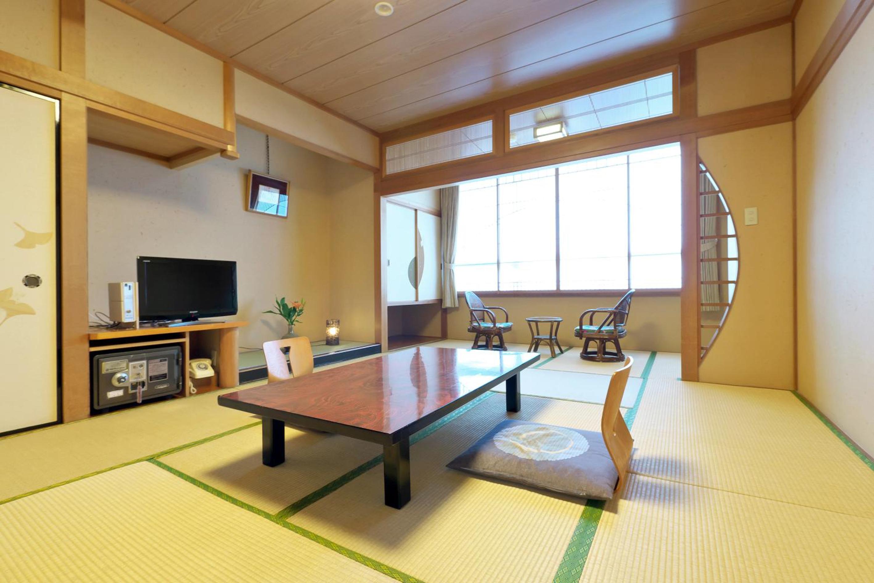 Awara Onsen hot spring Koubou Gurabaatei view 5