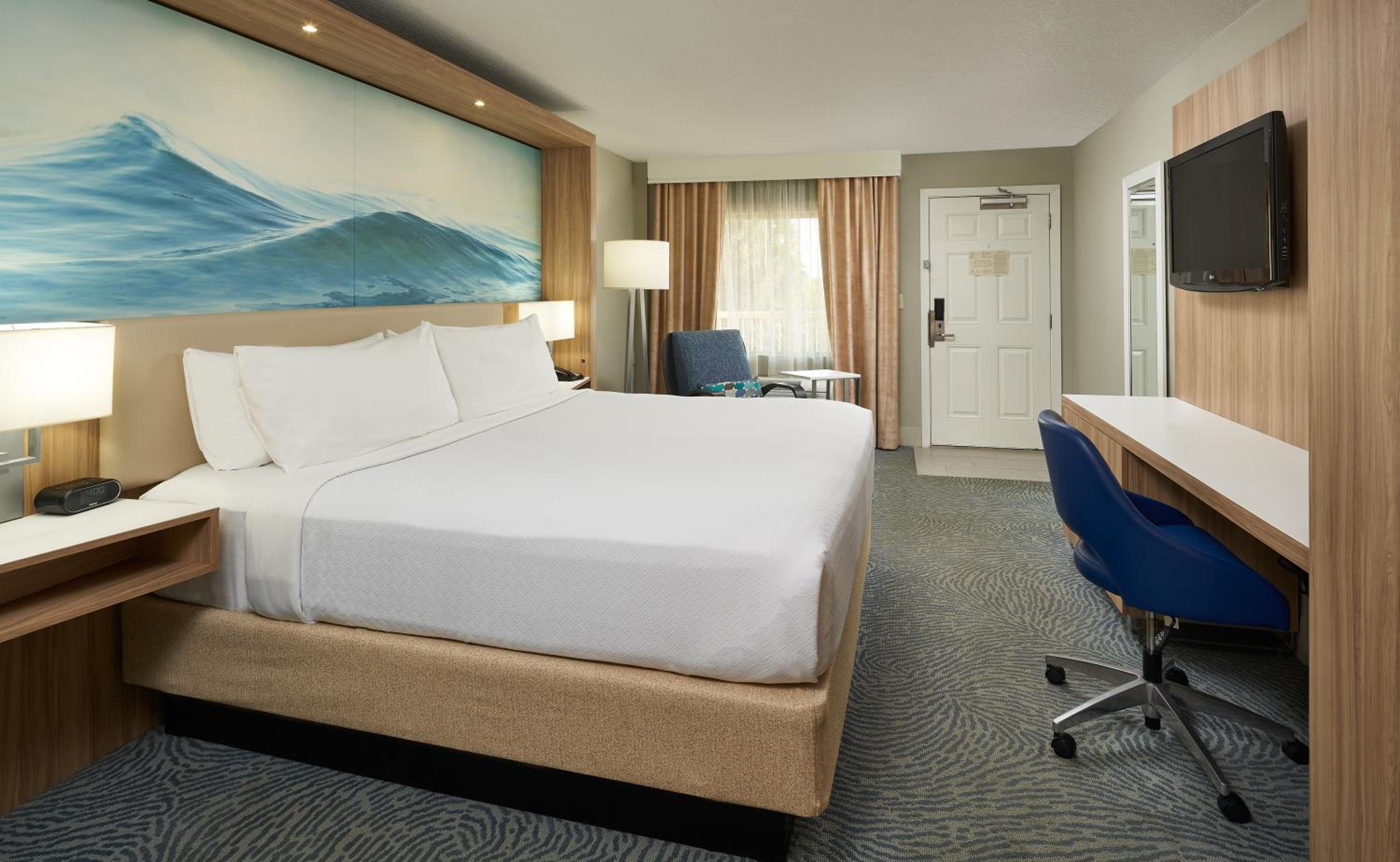 Crowne Plaza Melbourne-Oceanfront by IHG