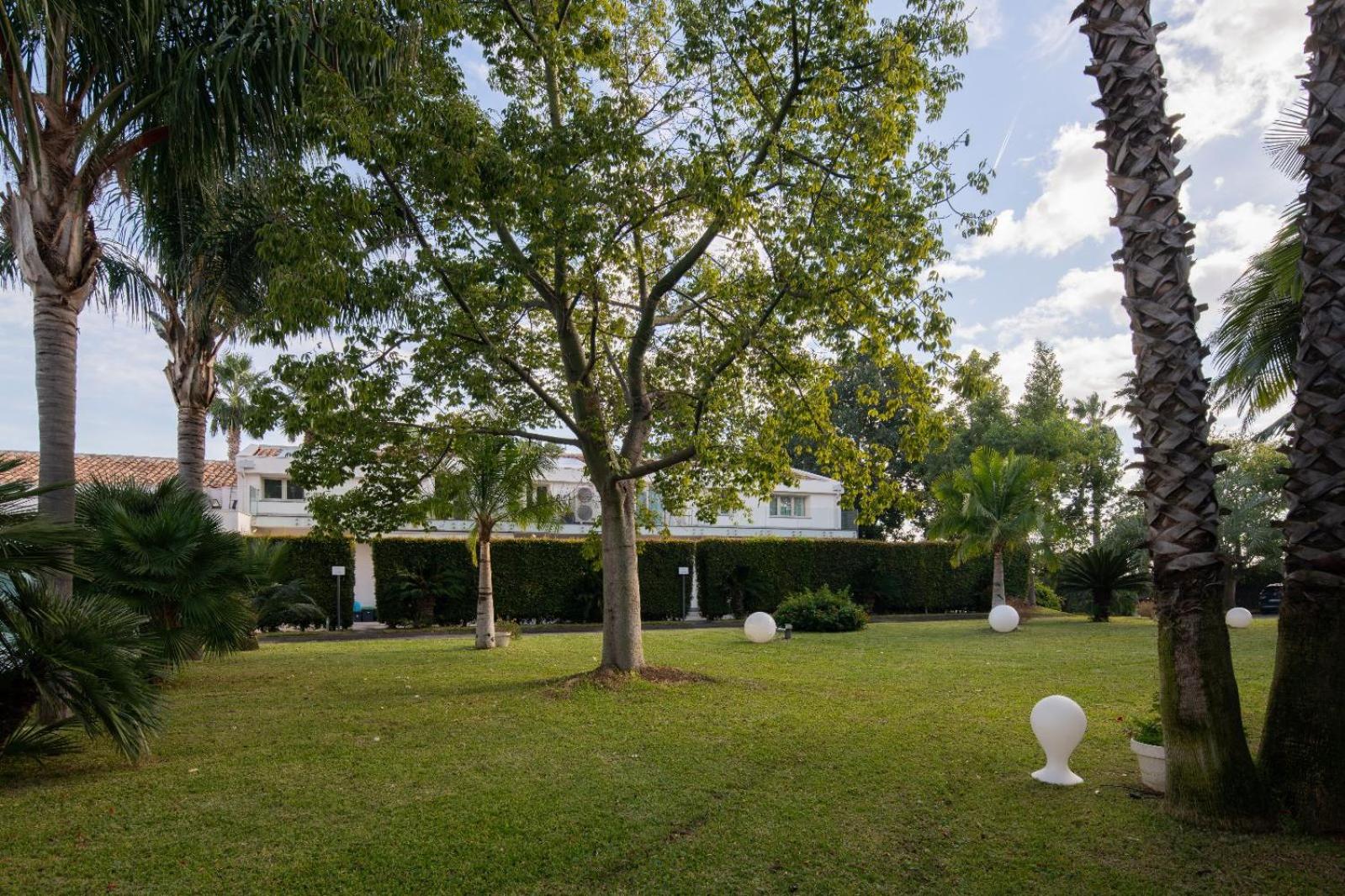 Villa Carlino House