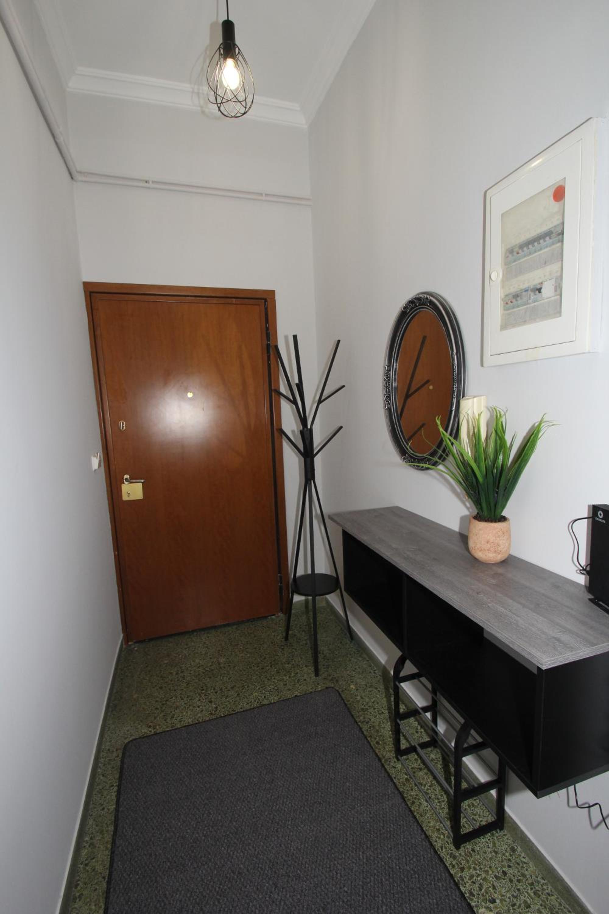Bratis House Athens