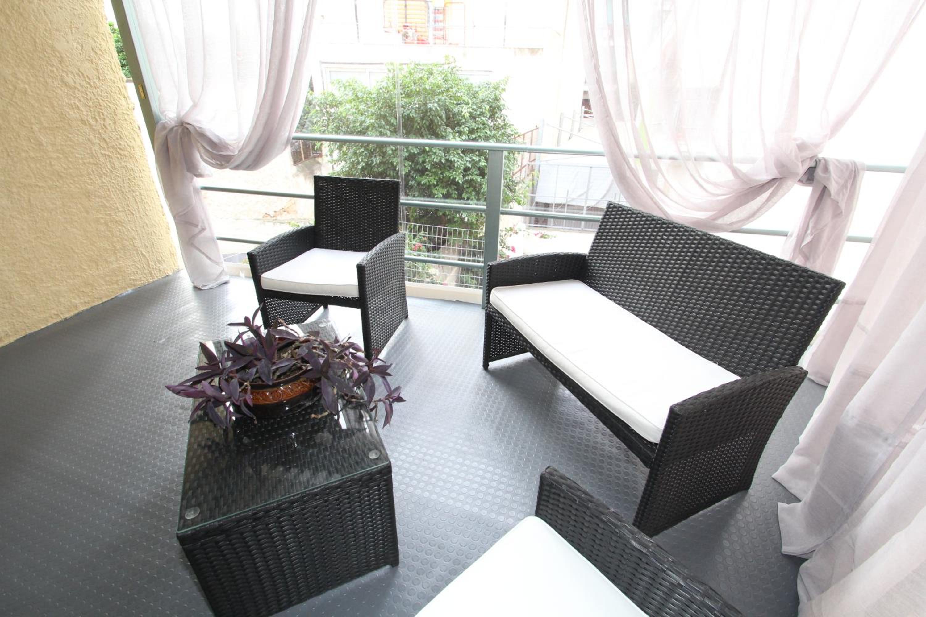 Bratis House Athens