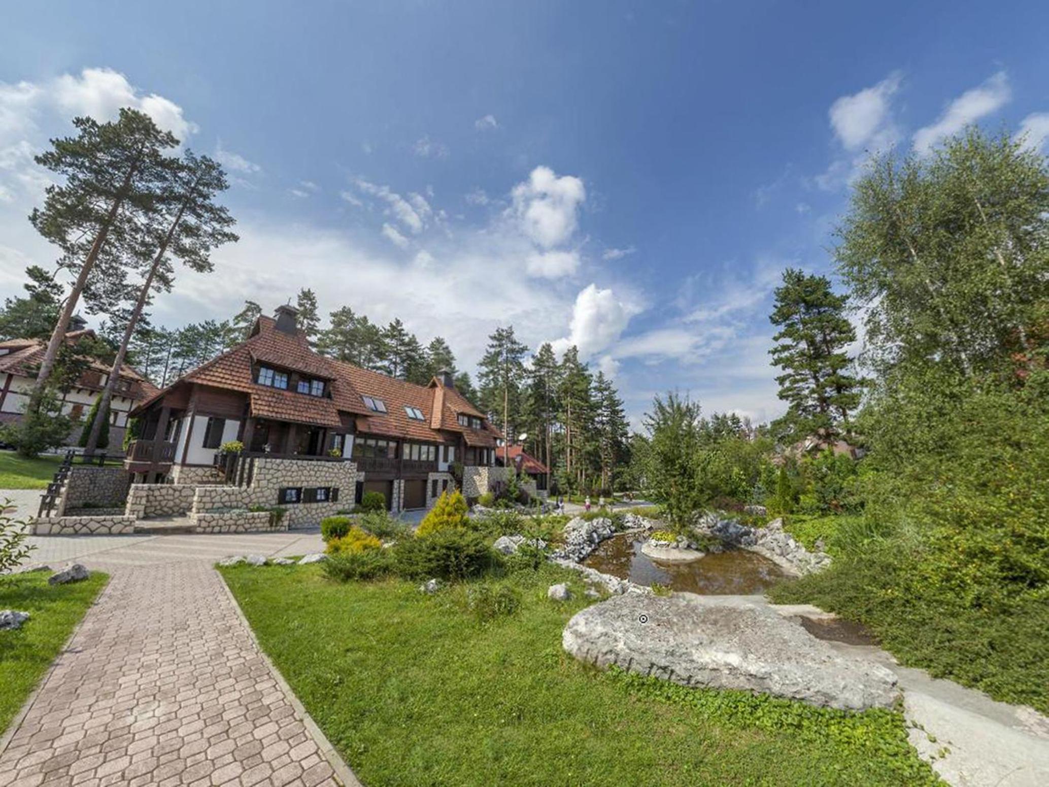 KRALjEVI KONACI ZLATIBOR view 5