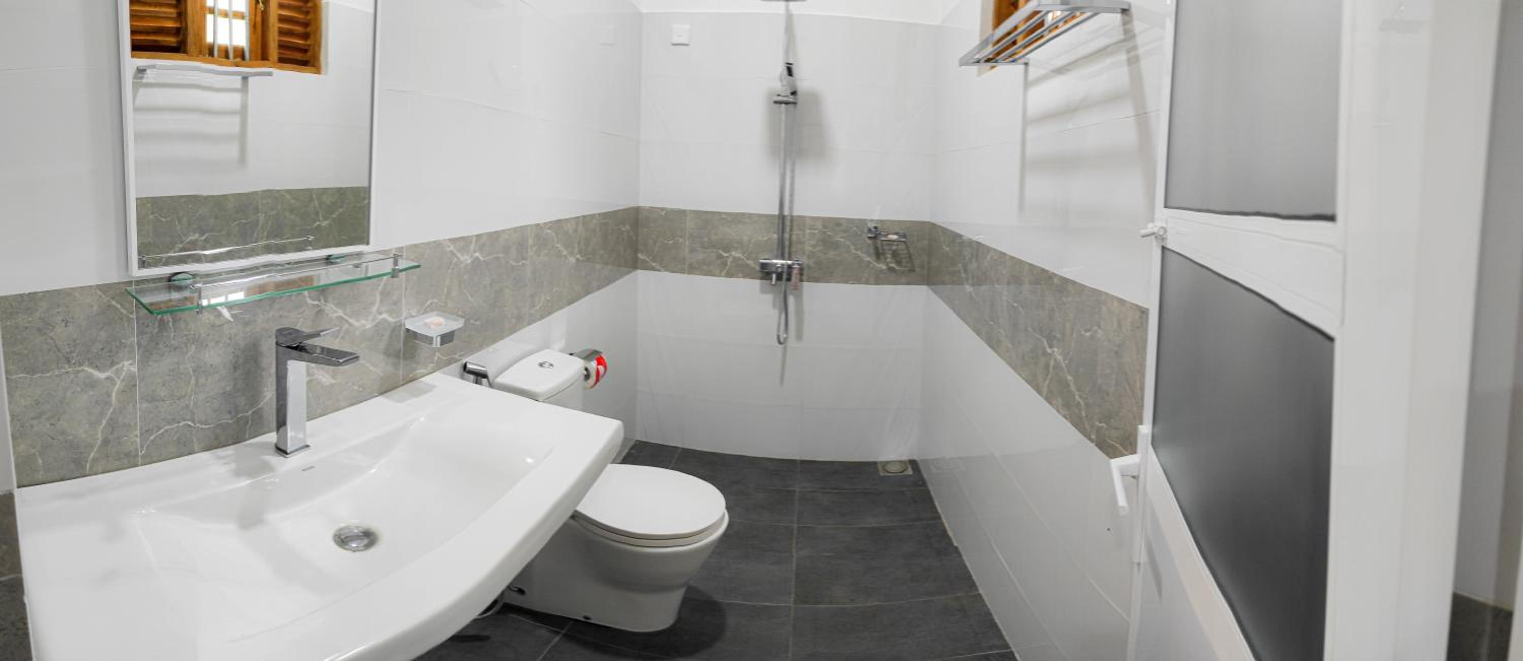 Inashi's Home Hikkaduwa view 3