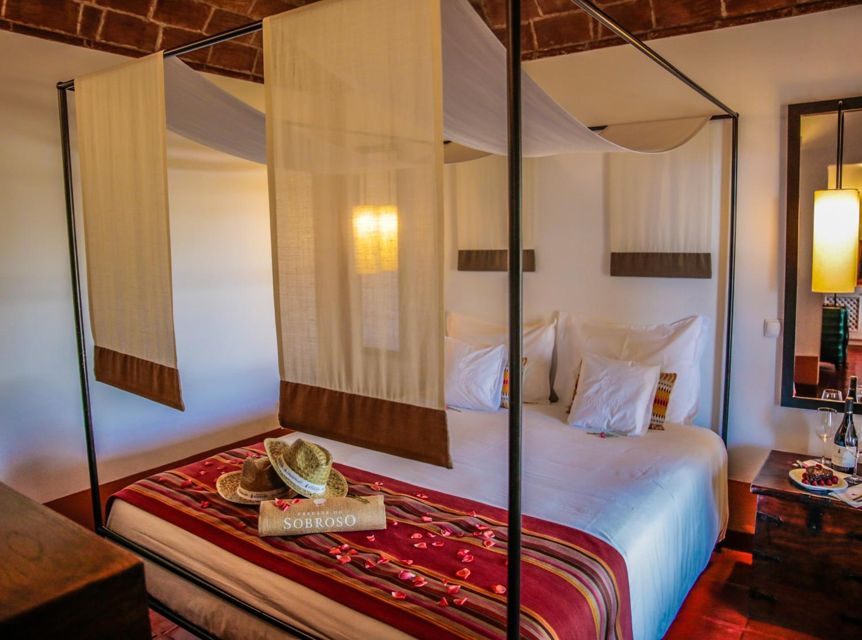 Herdade do Sobroso Wine Hotel & Villas - Small Luxury Hotels of the World view 4
