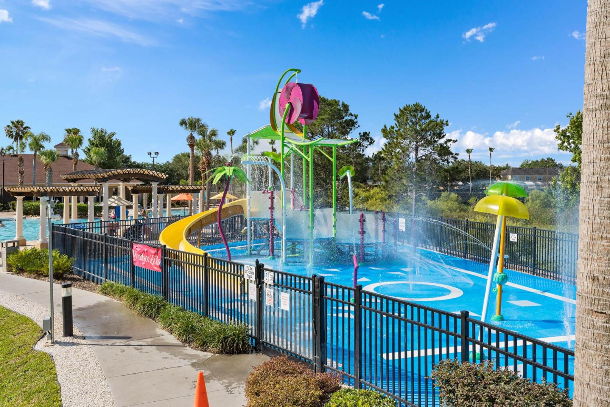 Private Pool Disney Townhome - Walk to Water Park