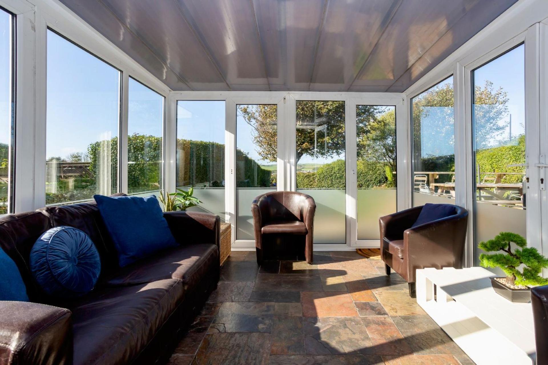 CROYDE BEACH HAVEN 5 Bedrooms view 4