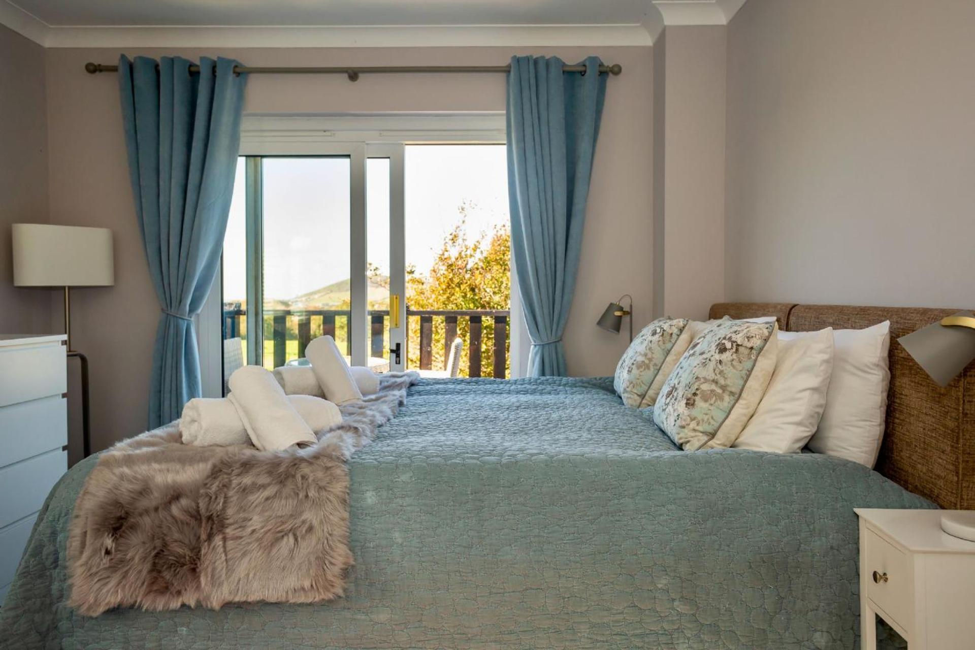 CROYDE BEACH HAVEN 5 Bedrooms view 5
