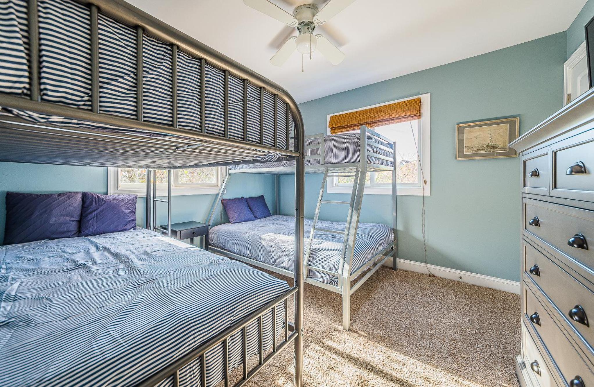 Arcadia - Duck, Caffey's Inlet, Ocean Views, 50 Yards to Beach, Pool, Pets OK, Cul-de-sac Location