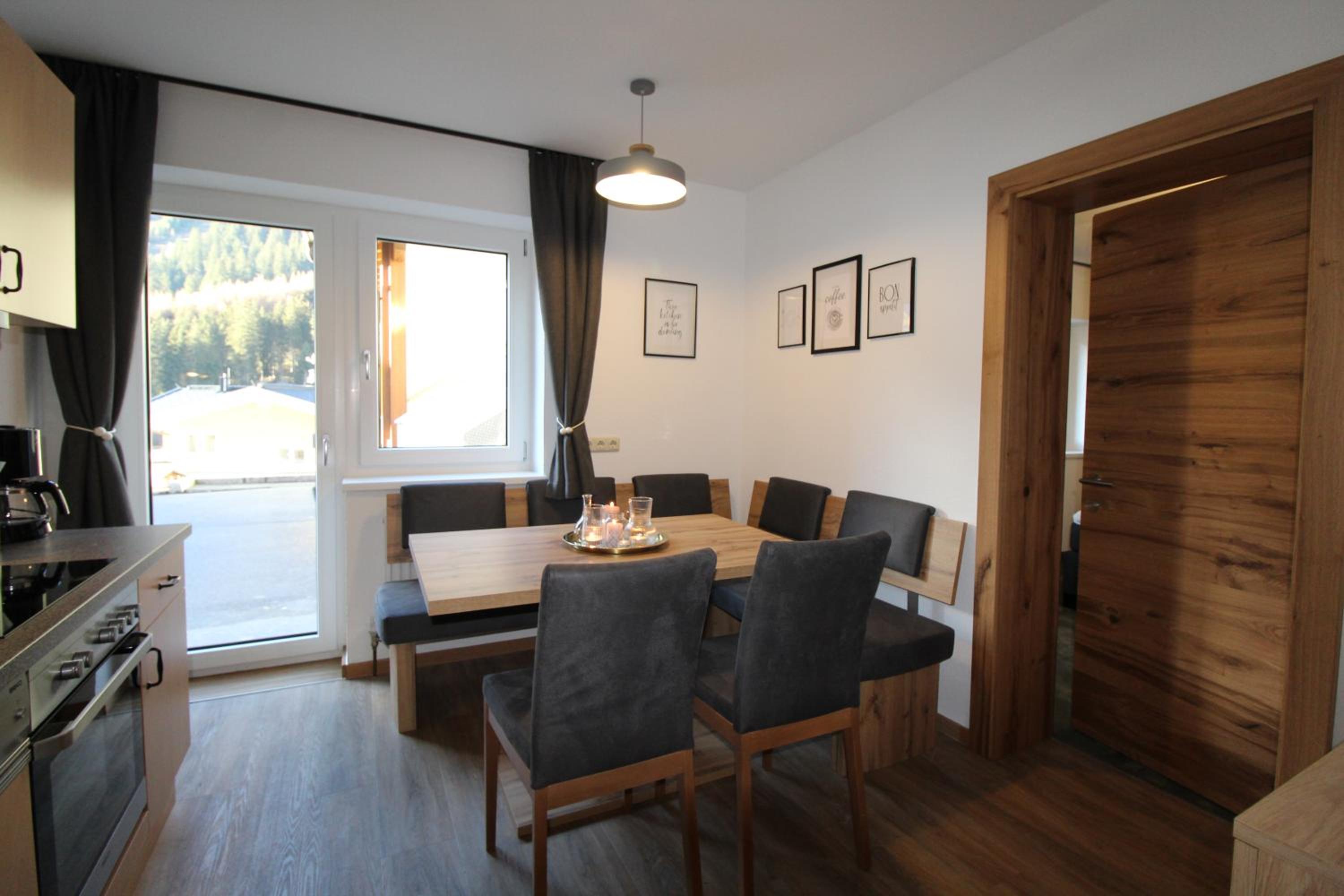 Chasa Patria Apartments