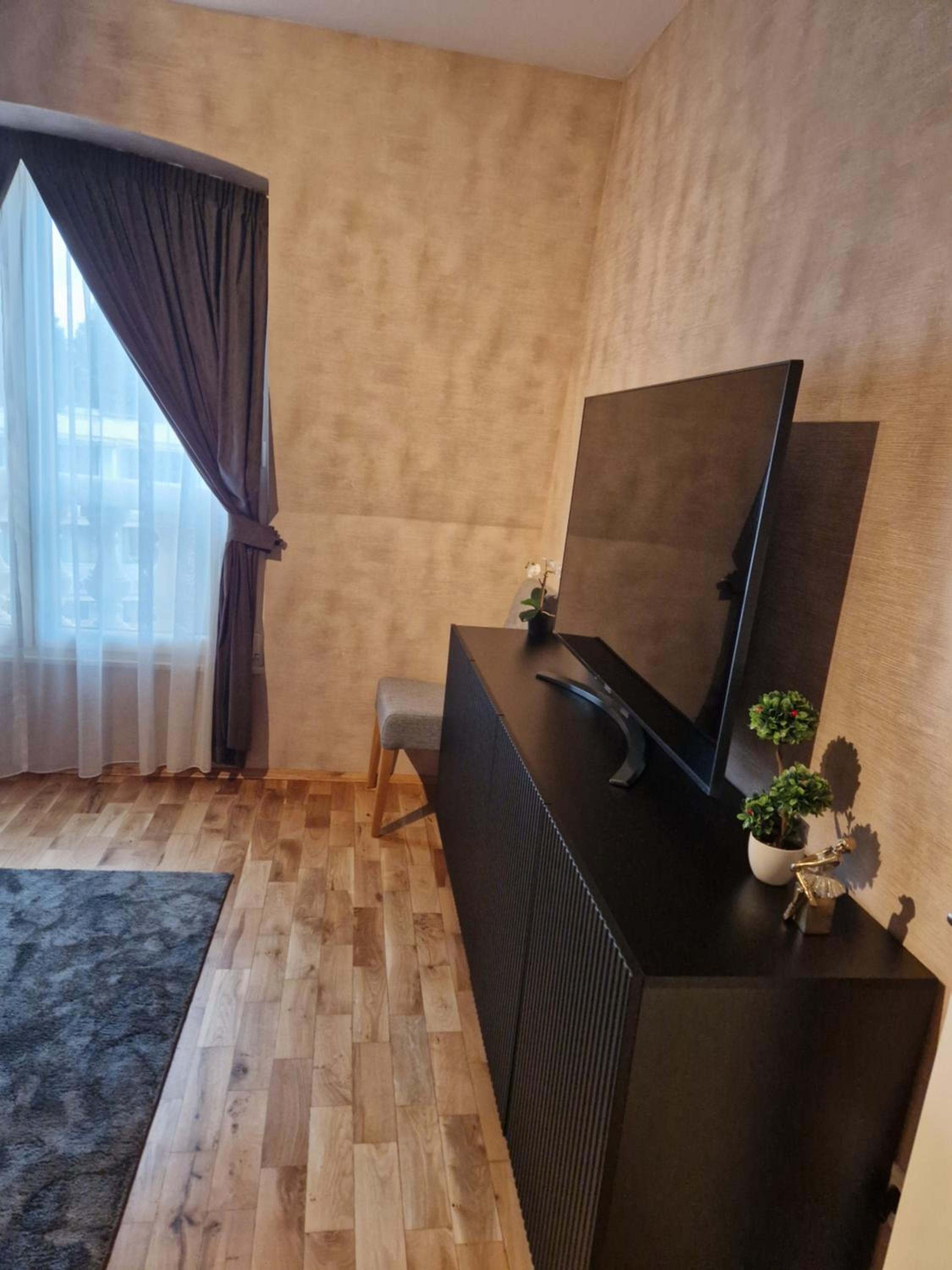 Photo 38