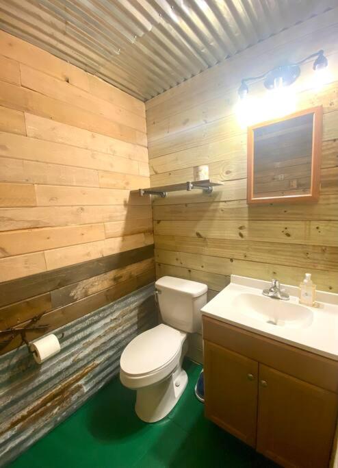 Clover Casita - Your Perfect Getaway in Lockhart view 5