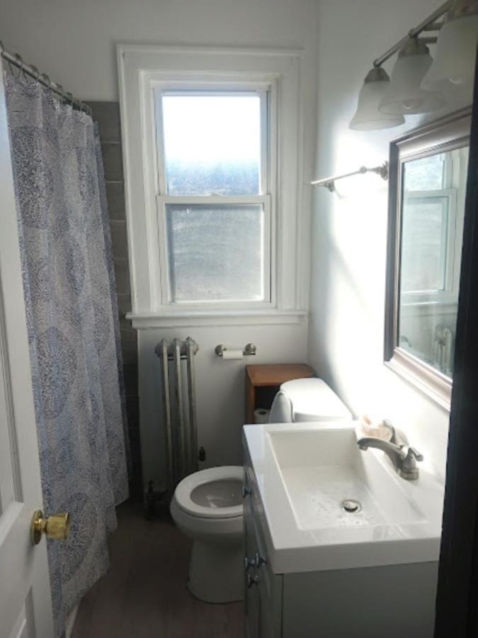 Chicago Vacations - South Chicago Community Immersion in 2 Bedroom Apartment - Property Image 29