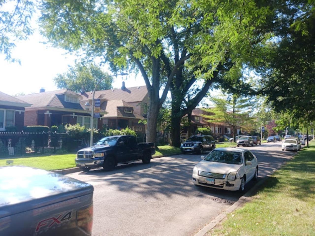 Chicago Vacations - South Chicago Community Immersion in 2 Bedroom Apartment - Property Image 15