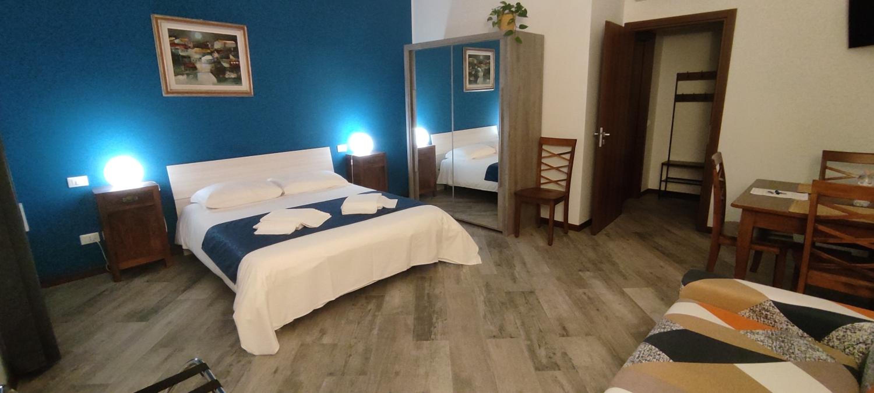 SanSiroFiera Rooms