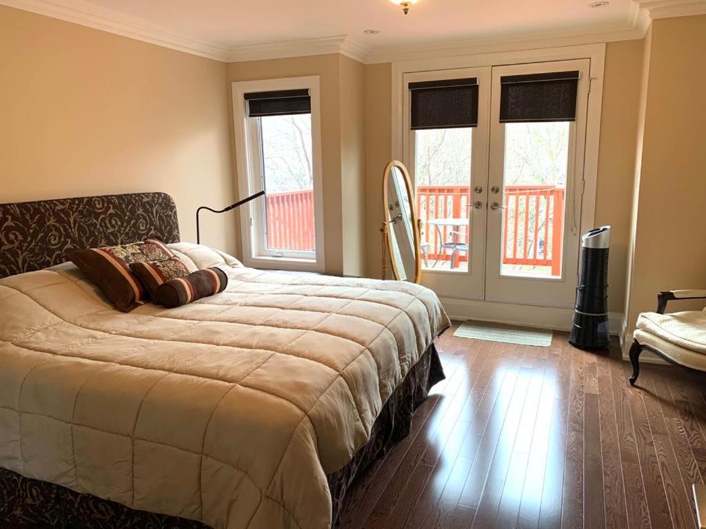 Luxury Home - Upper Toronto Beaches