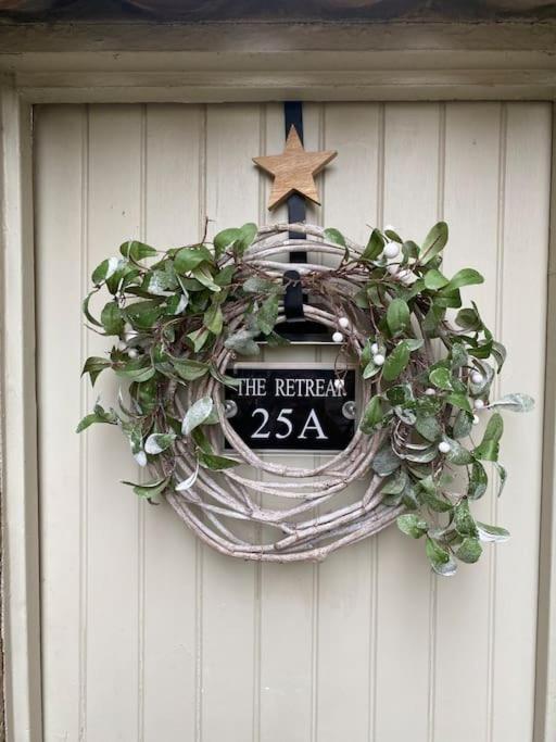 The Retreat-luxury cottage with hot tub (sleeps 4) view 2