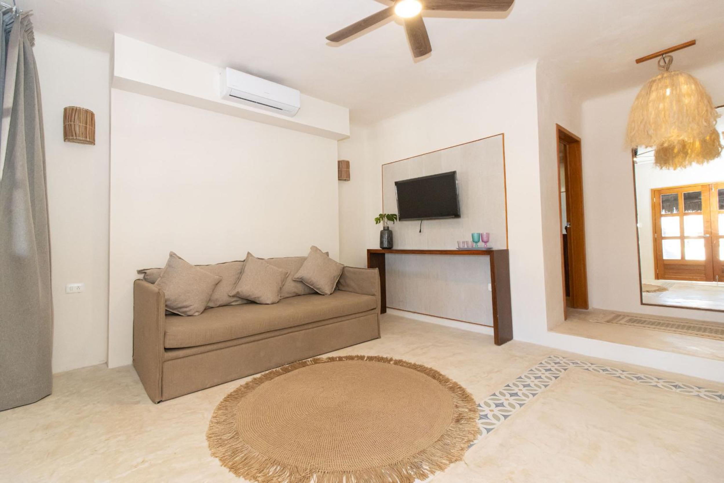 Amaite Beach Hotel - Property Image 39