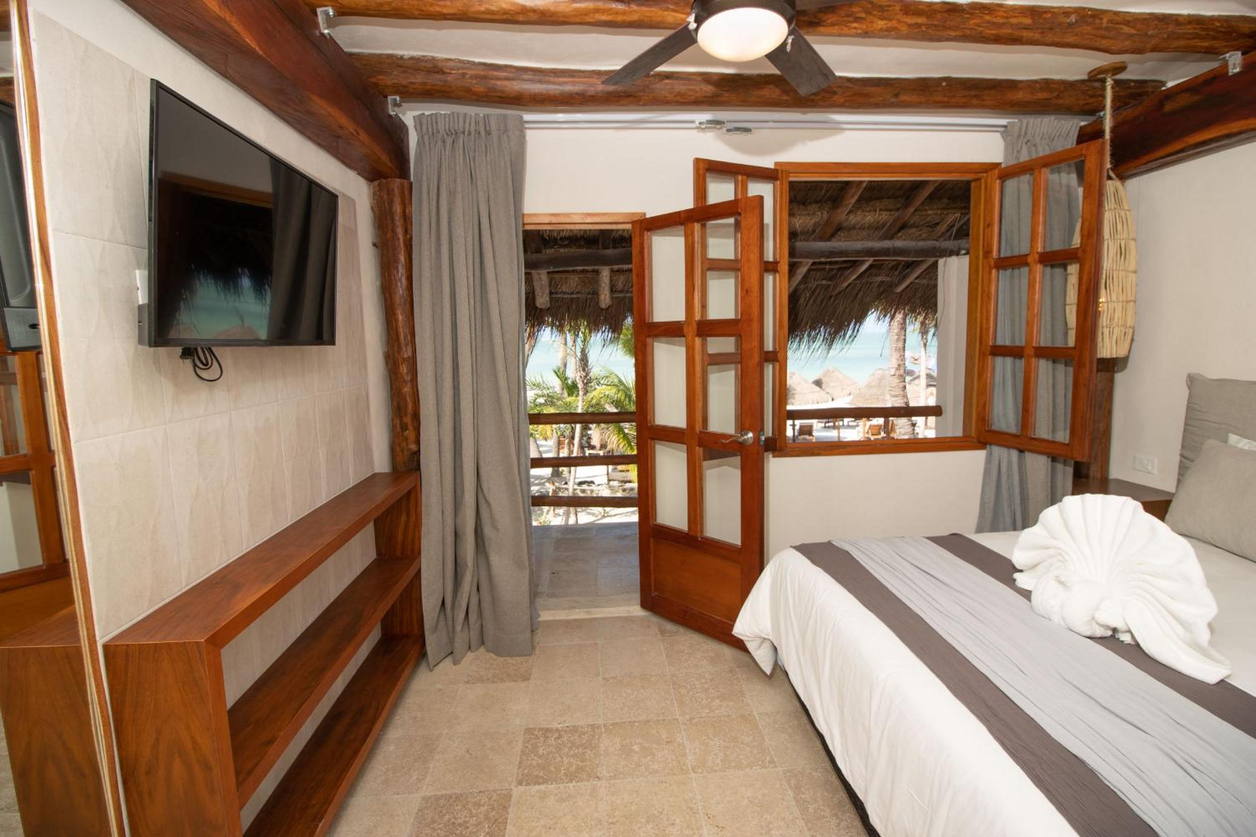 Amaite Beach Hotel - Property Image 70