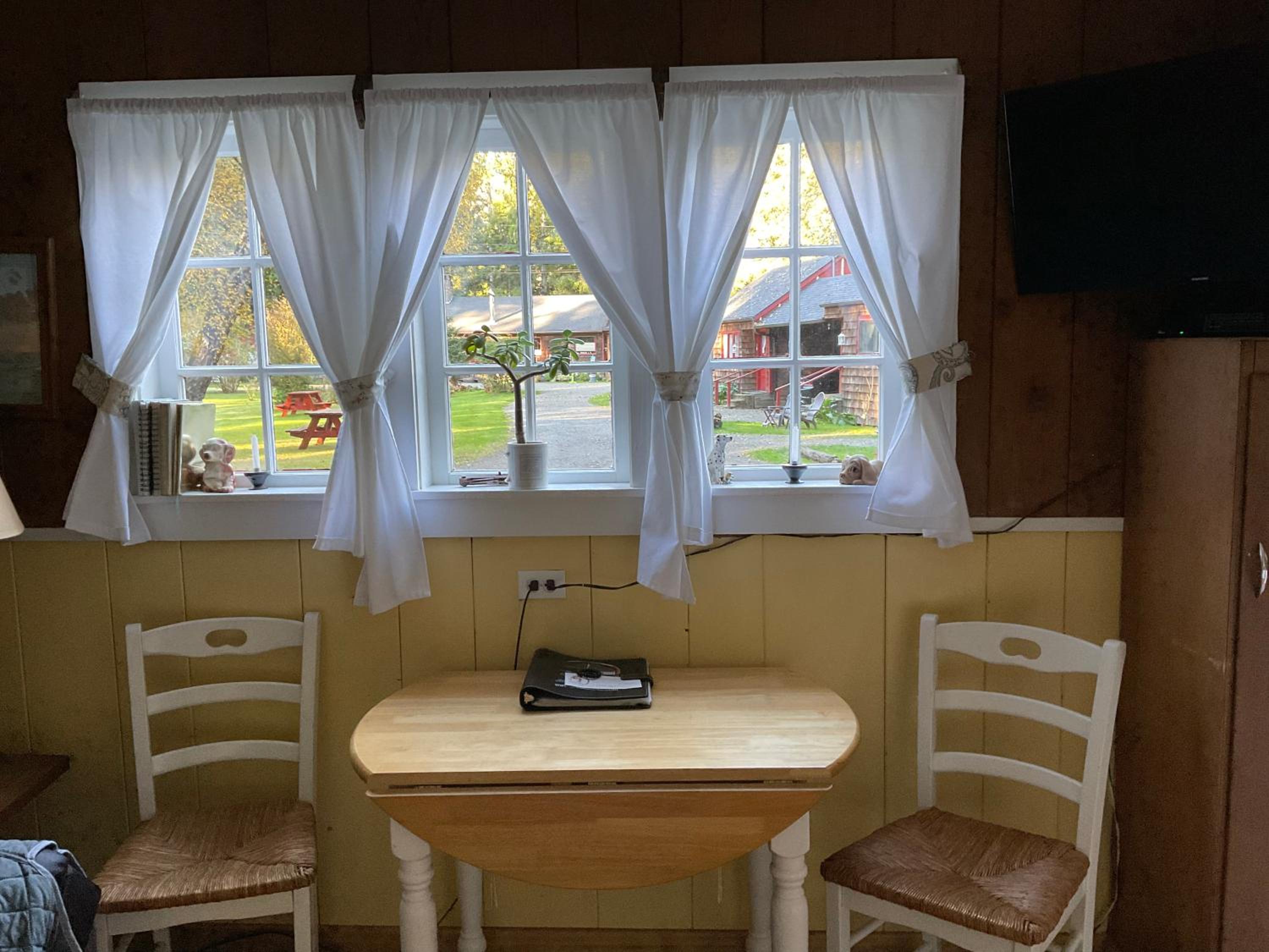 Shakti Cove Cottages