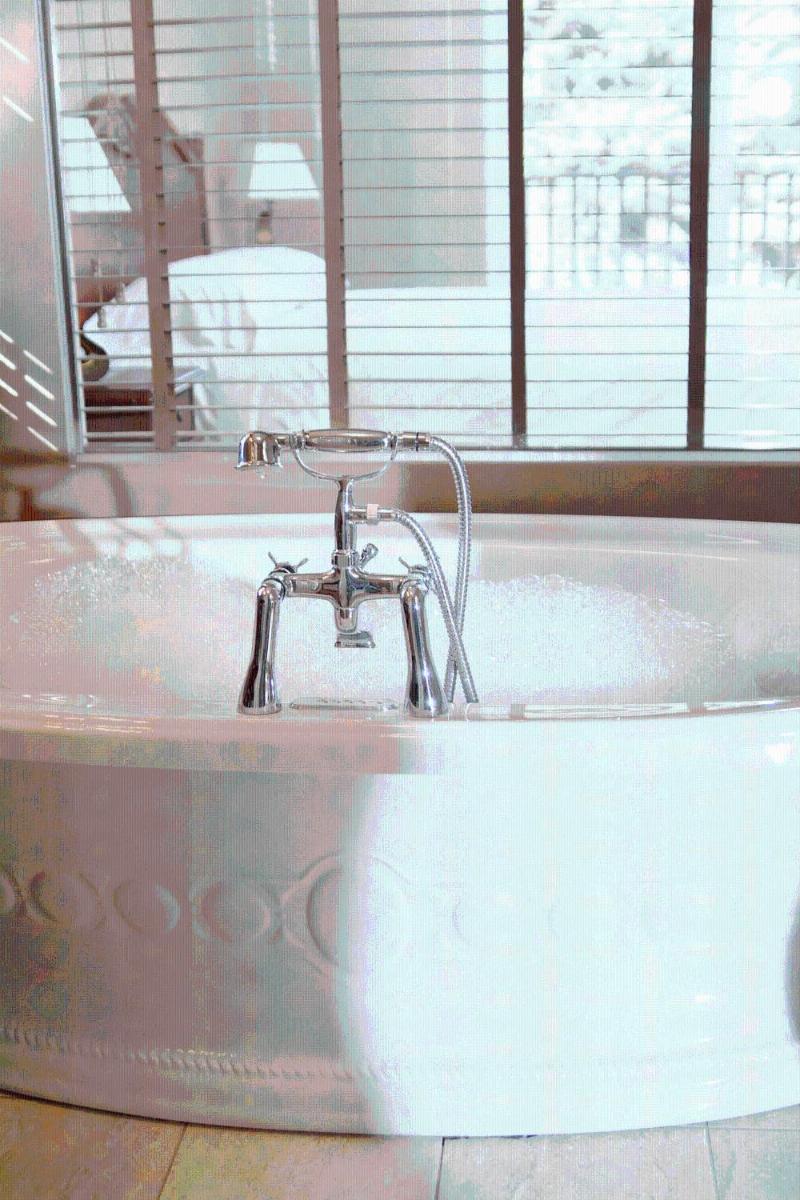 Jacuzzi