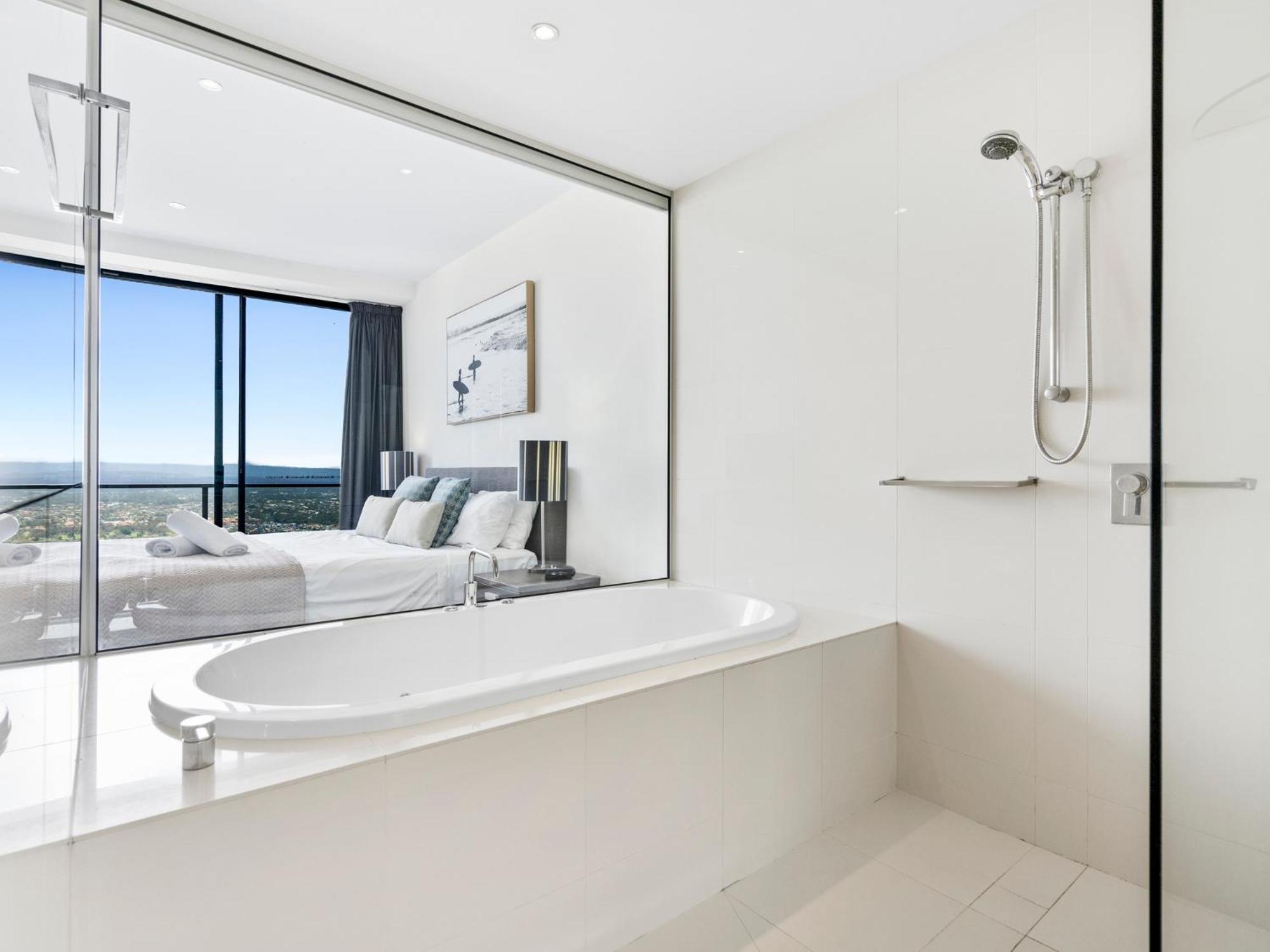Circle on Cavill - Hosted by Coastal Letting Co.