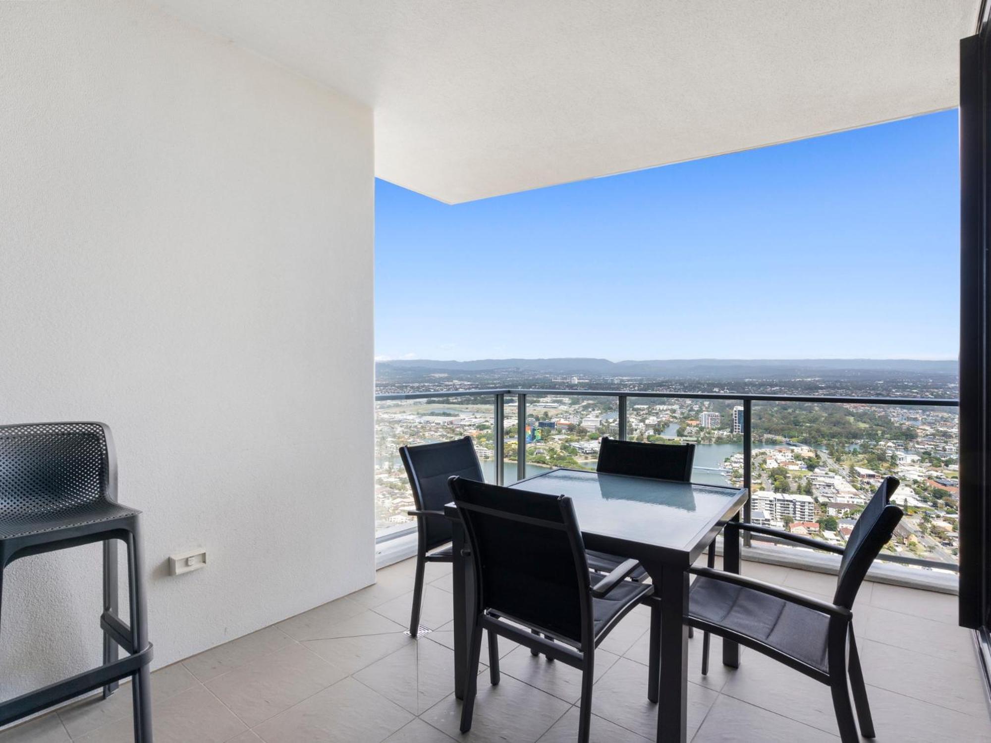 Circle on Cavill - Hosted by Coastal Letting Co.
