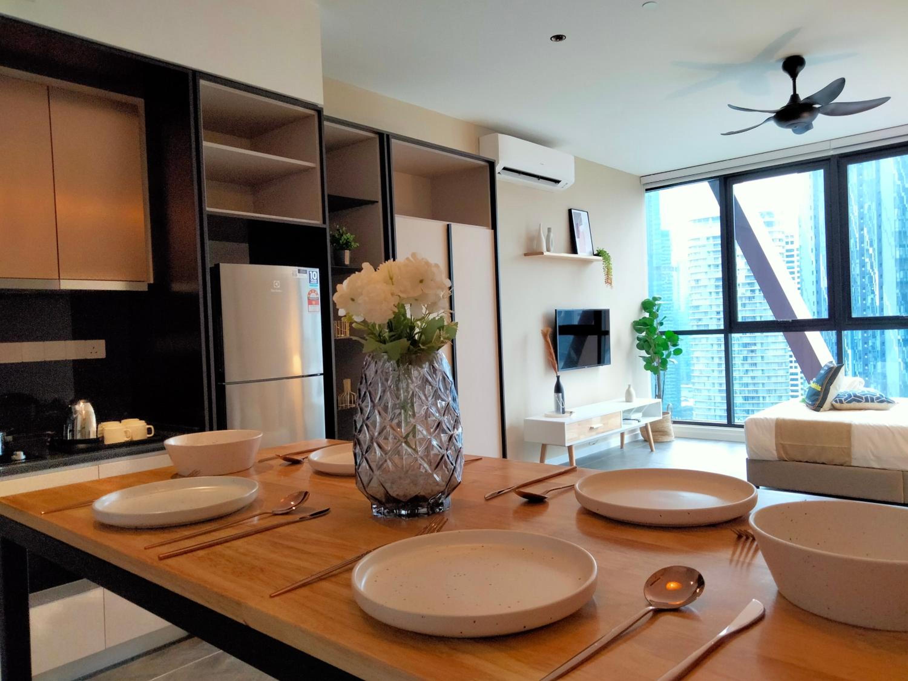 Scarletz Suites KLCC I HomeBrickz