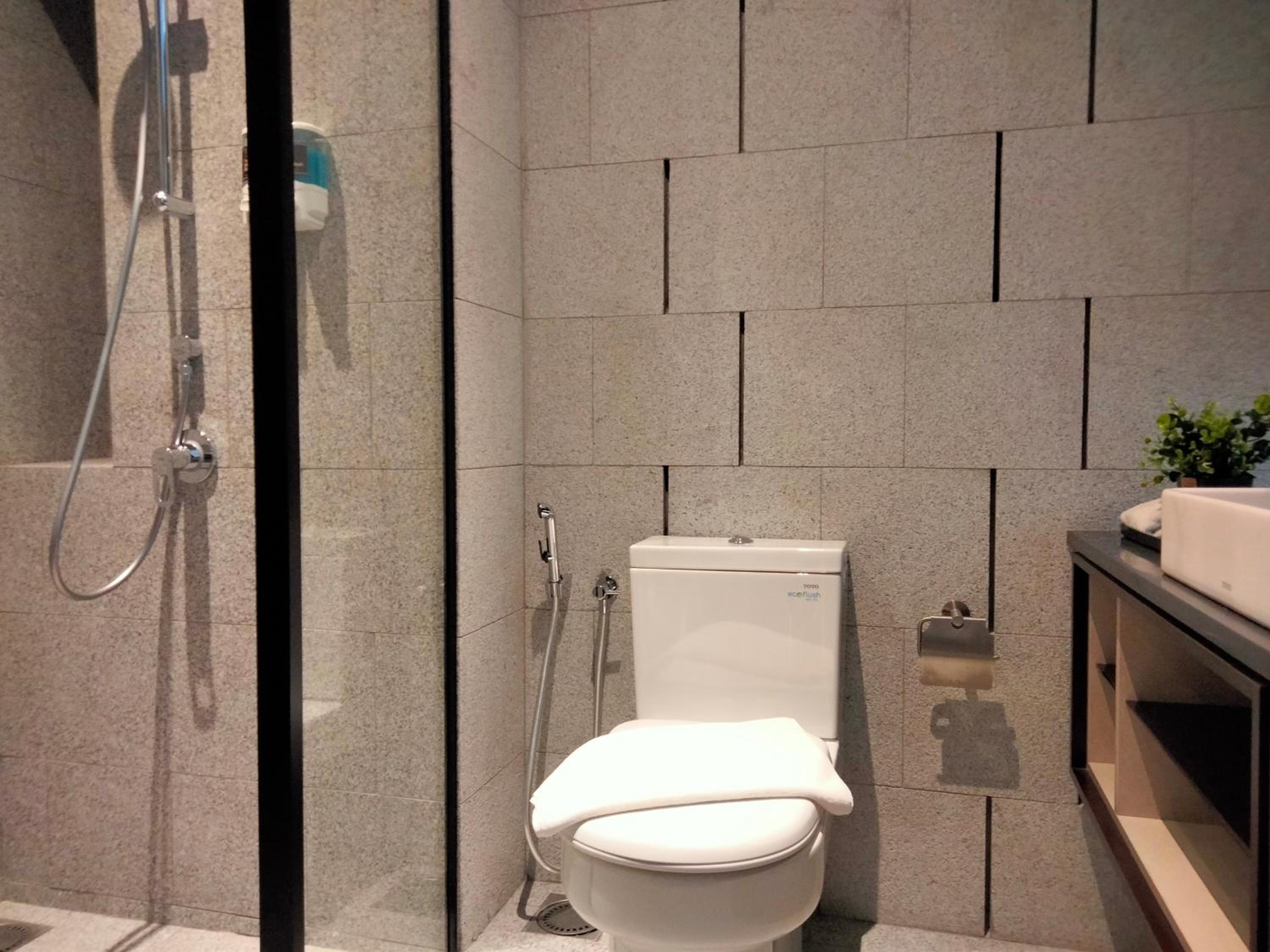 Scarletz Suites KLCC I HomeBrickz