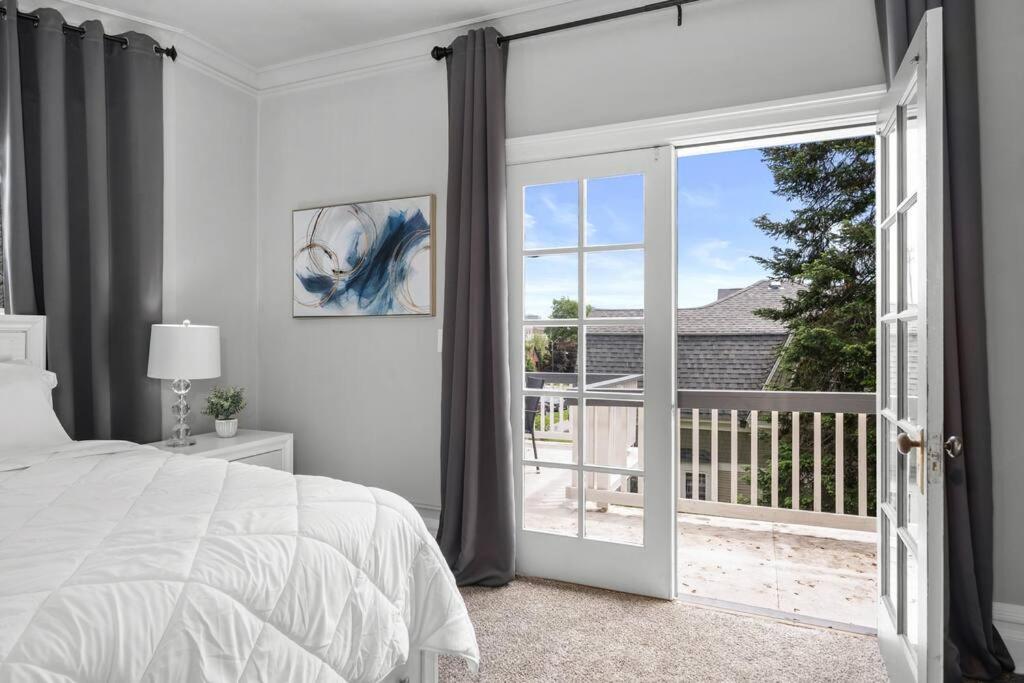 Entire 2nd and 3rd level of Spacious Historic Home view 2