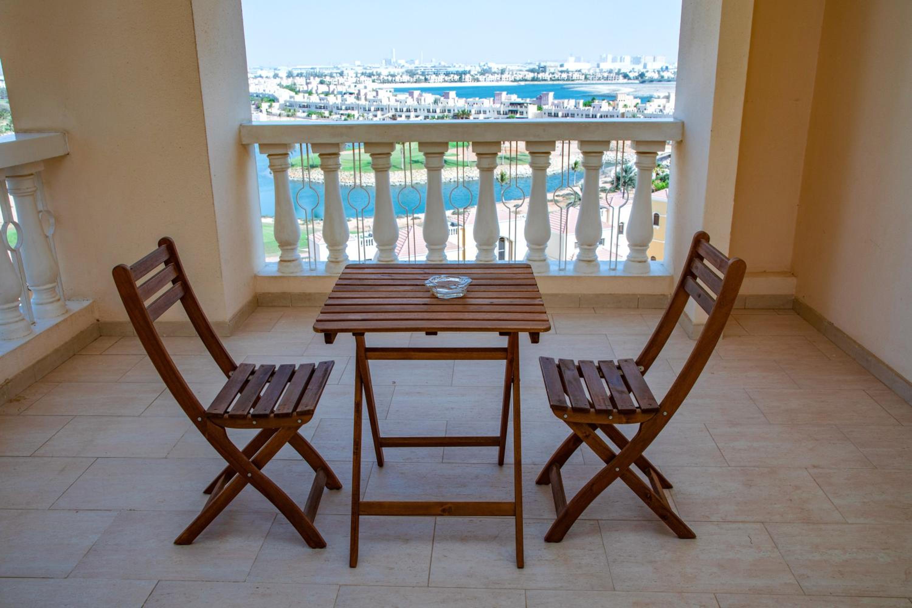 Hala Holiday Homes - Al Hamra Village, RAK