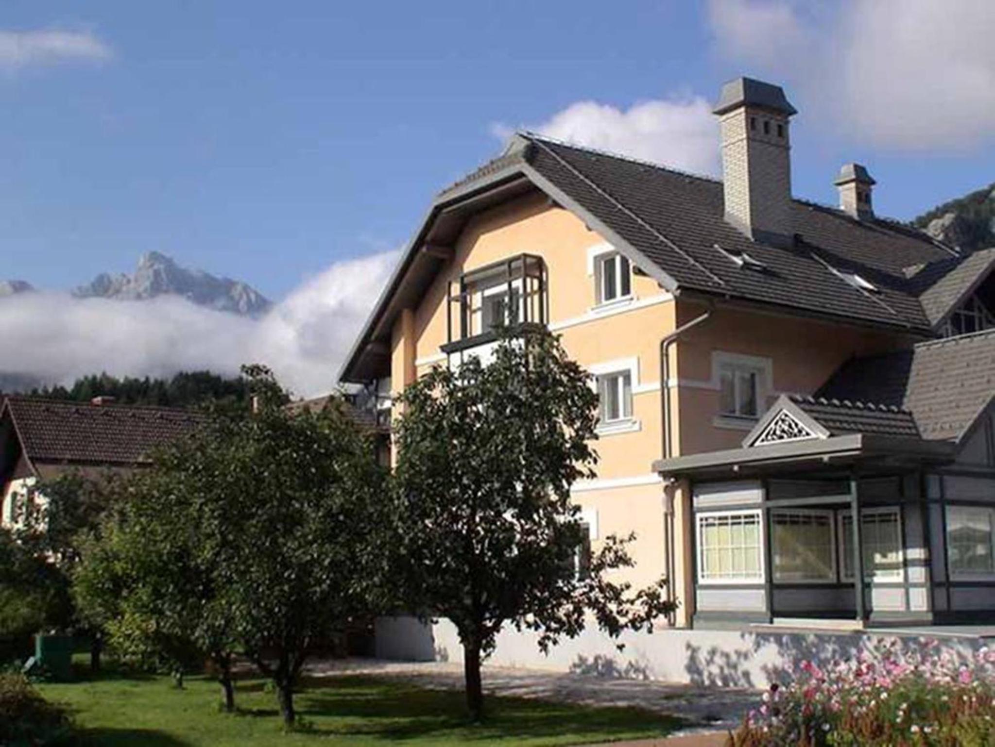 Apartma Ravbar view 3