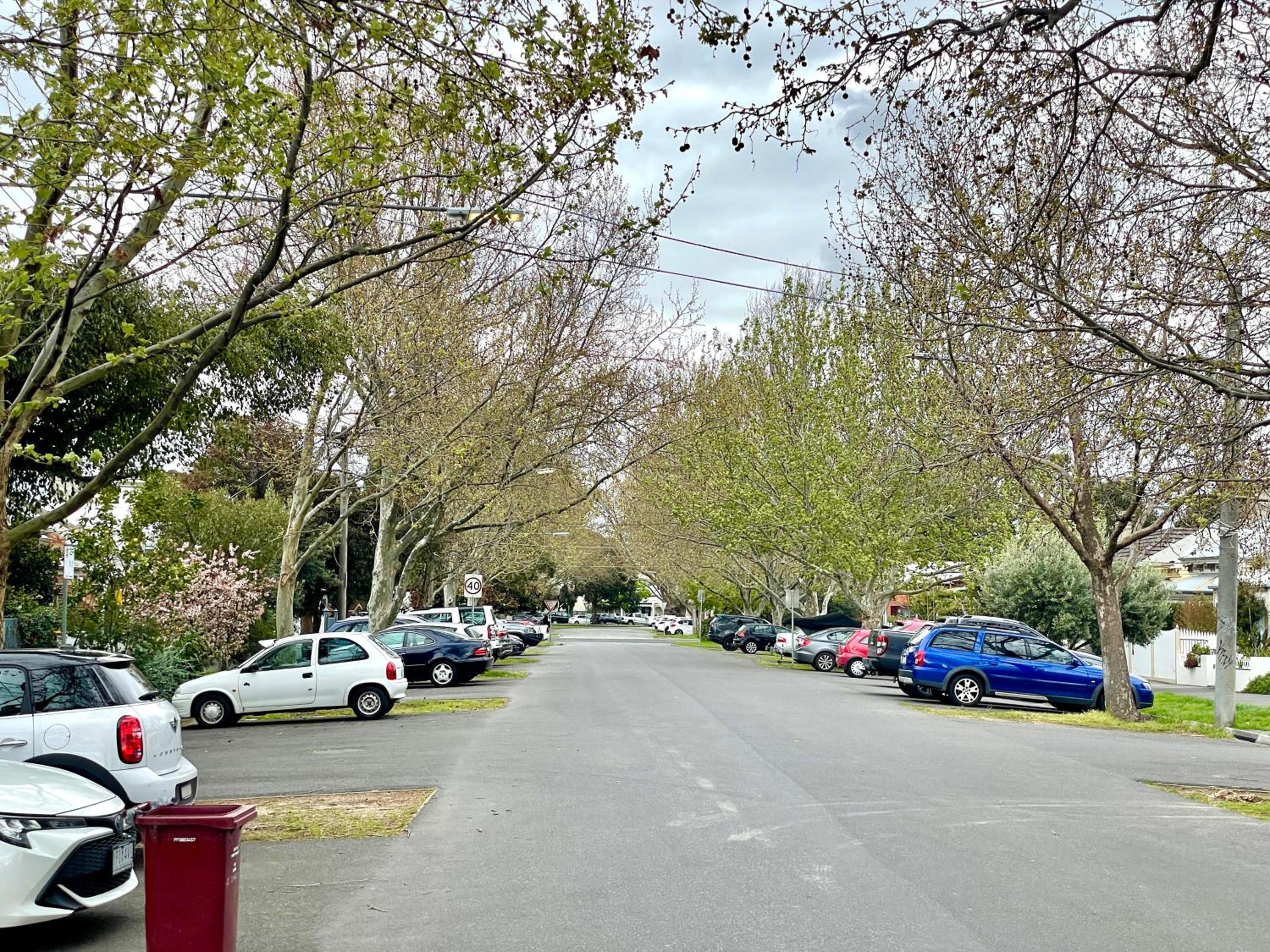 Your home on Glover St Sth Melbourne (With Parking)