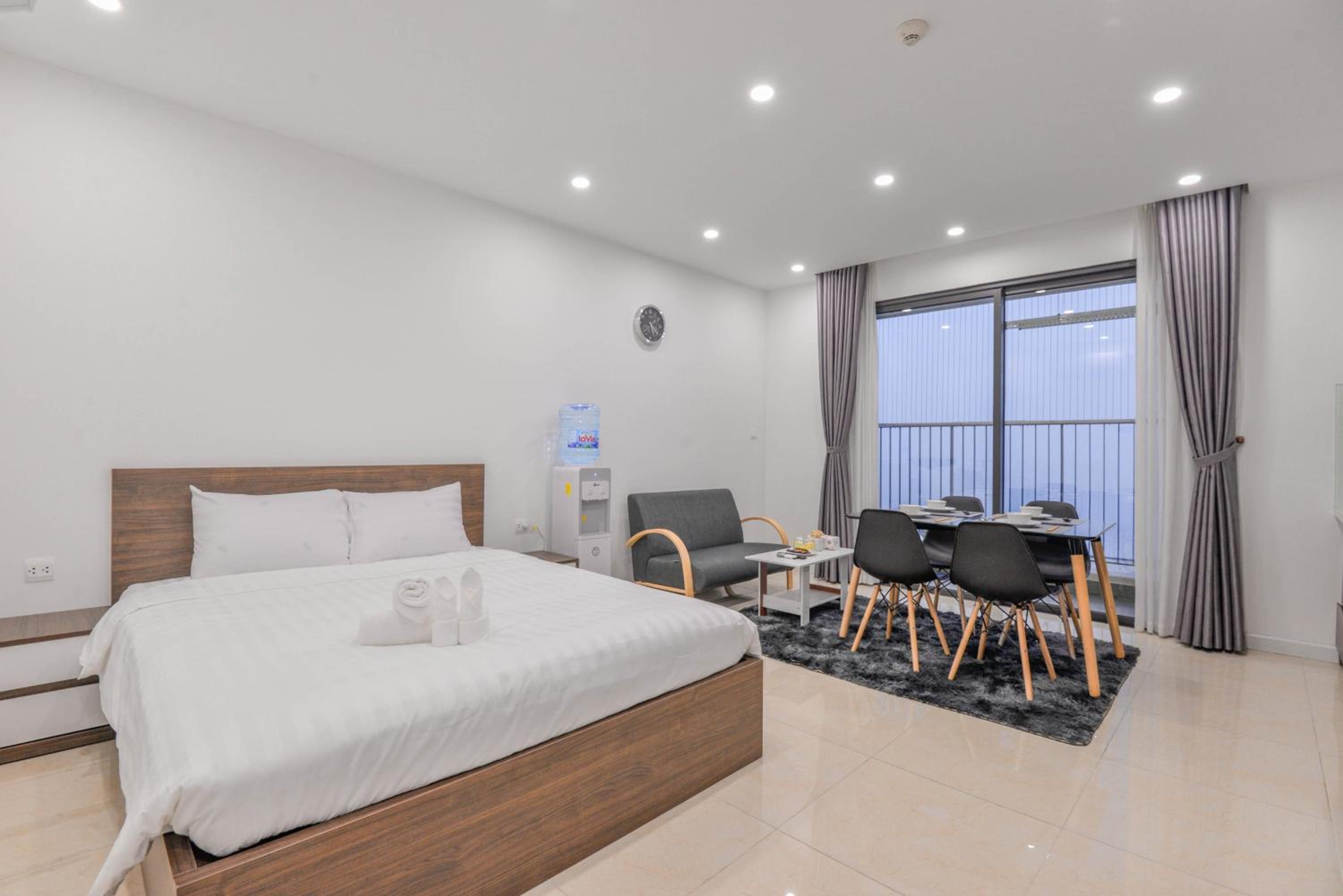 22Housing Vinhomes D'Capitale Hotel & Residence