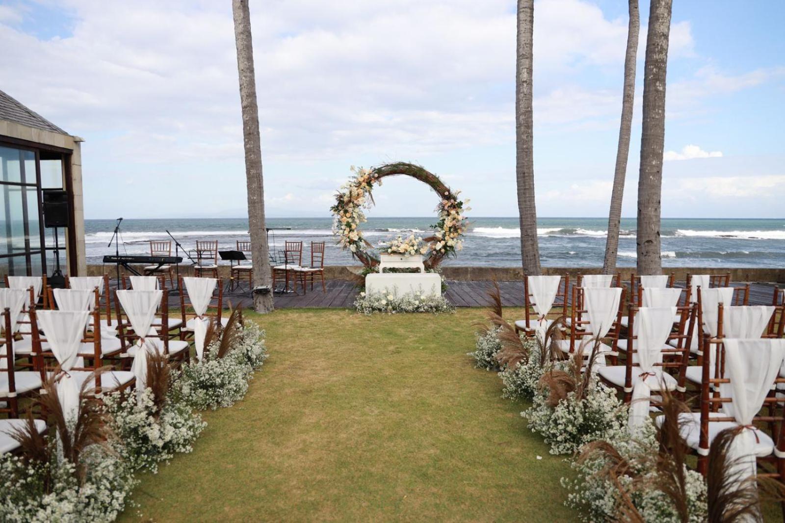 Villa Samudra Luxury Beachfront