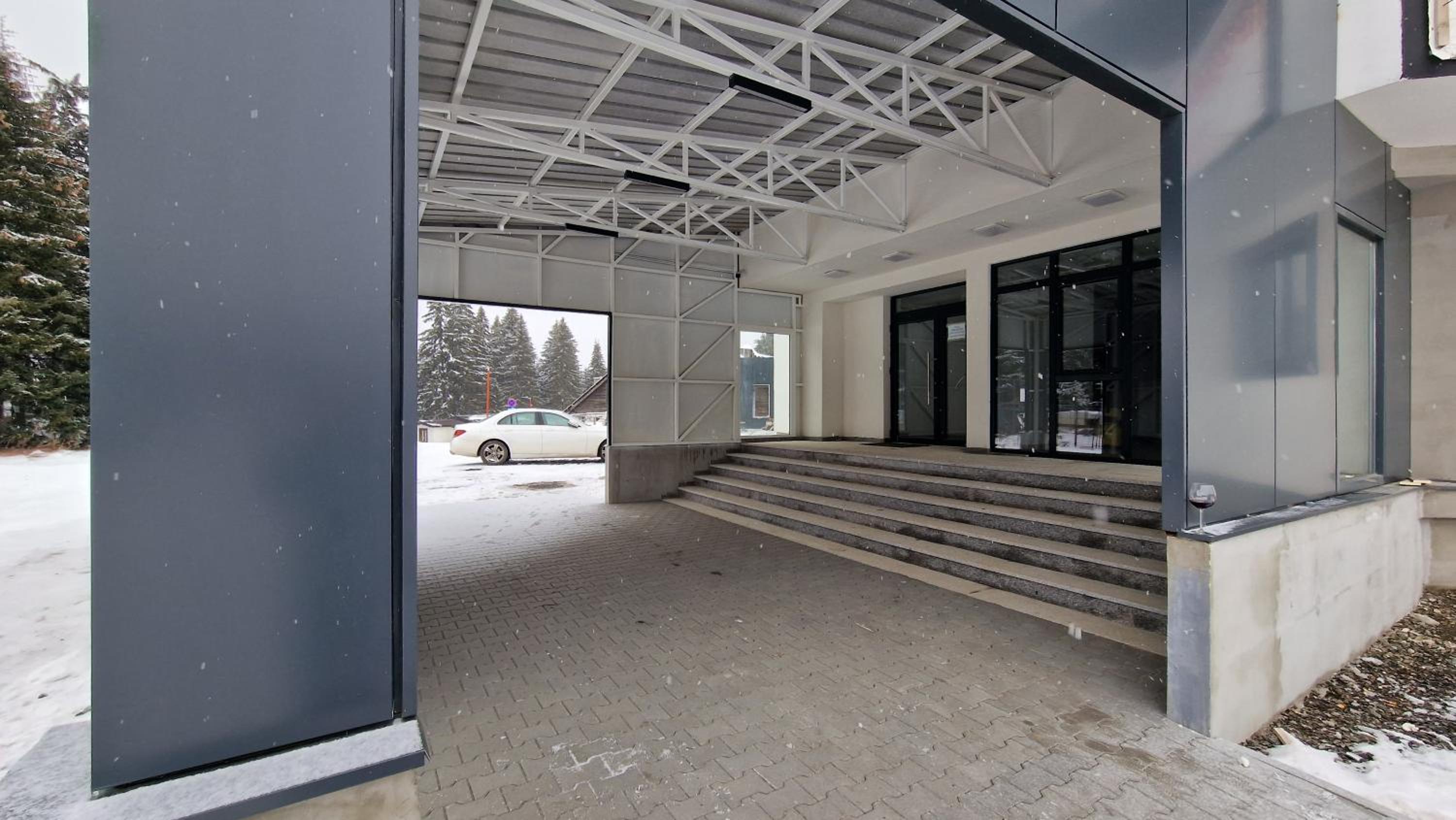 Photo 47