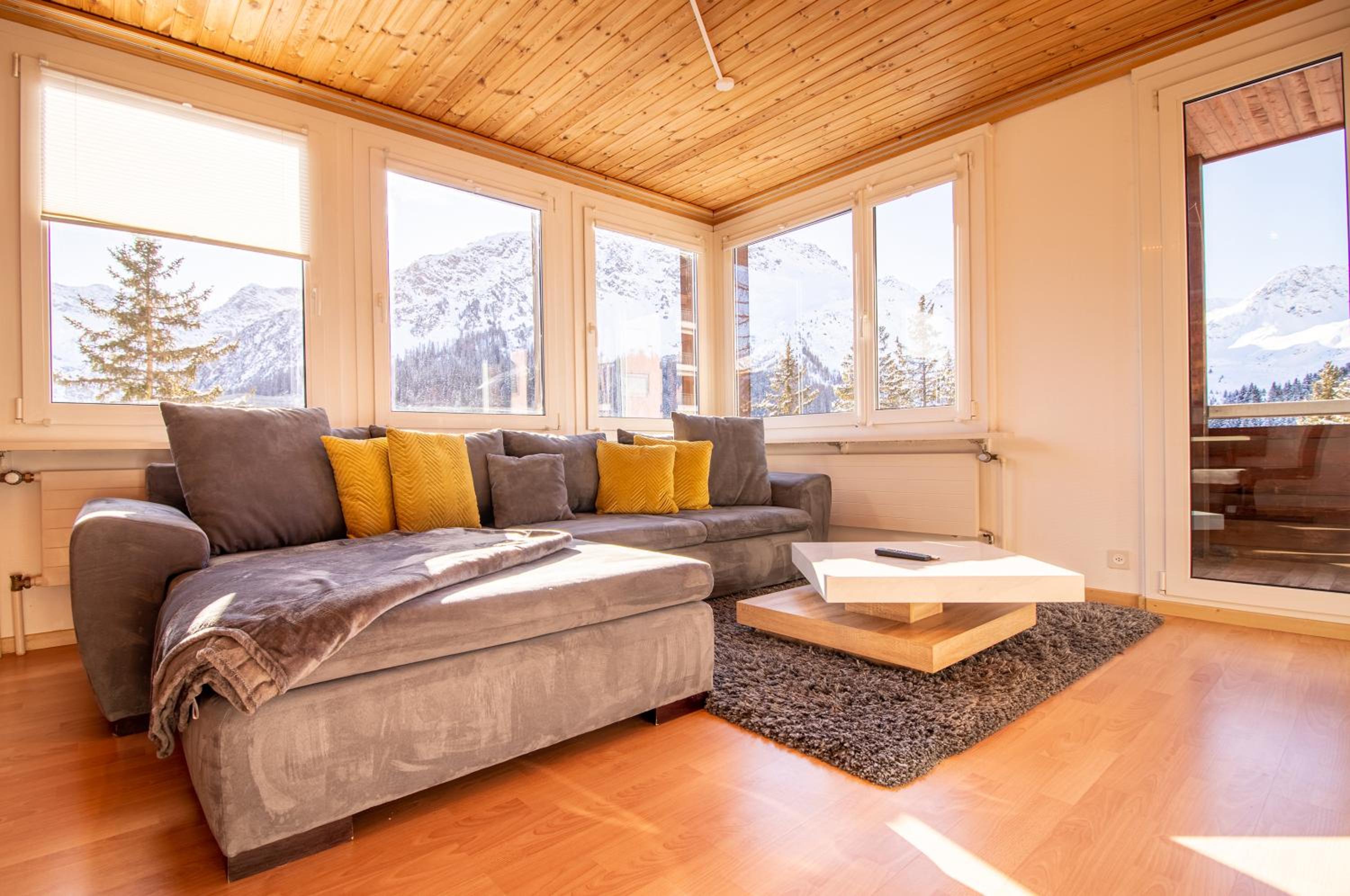 Miraflor Rosita - Arosa Holiday