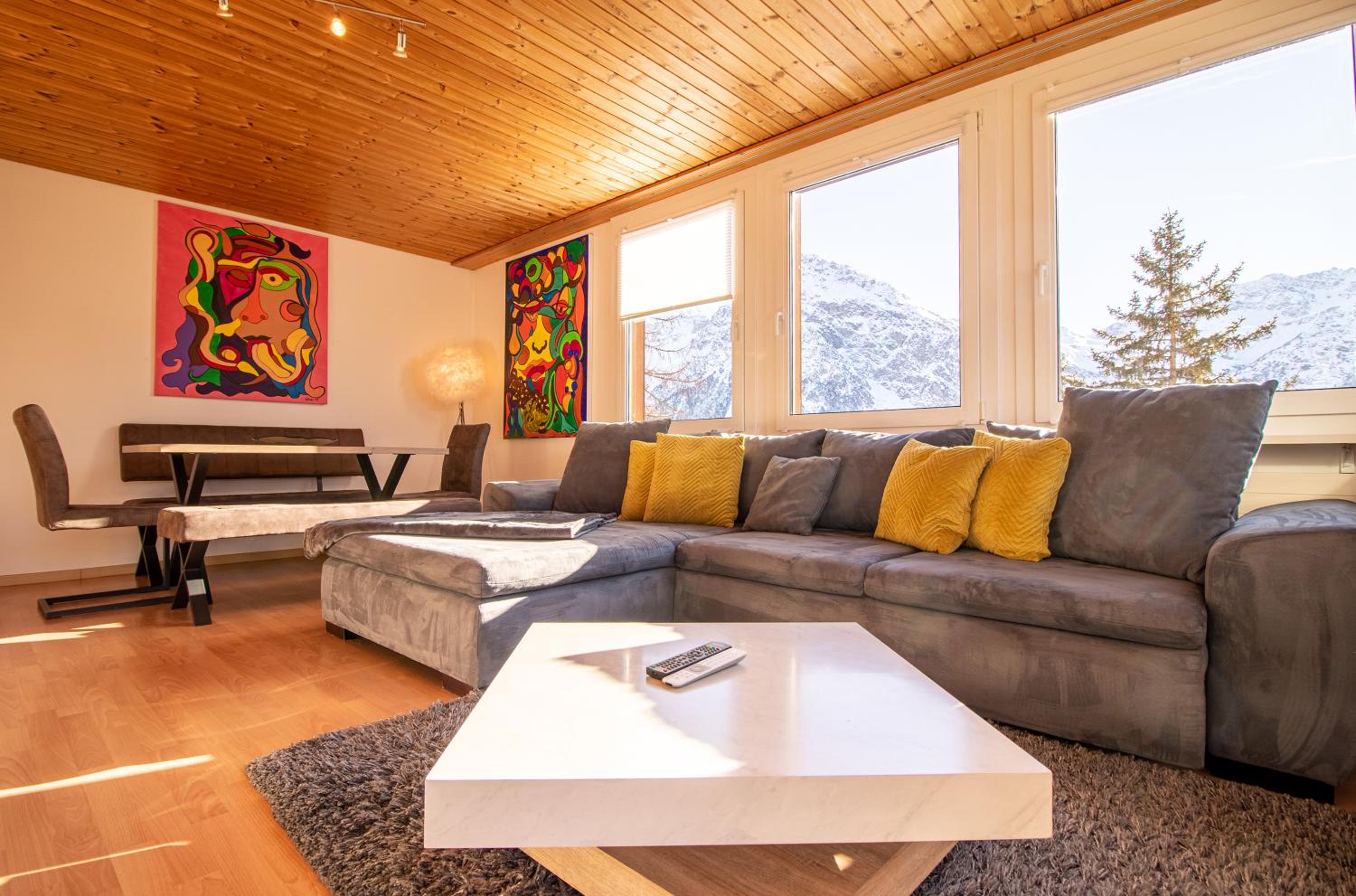 Miraflor Rosita - Arosa Holiday